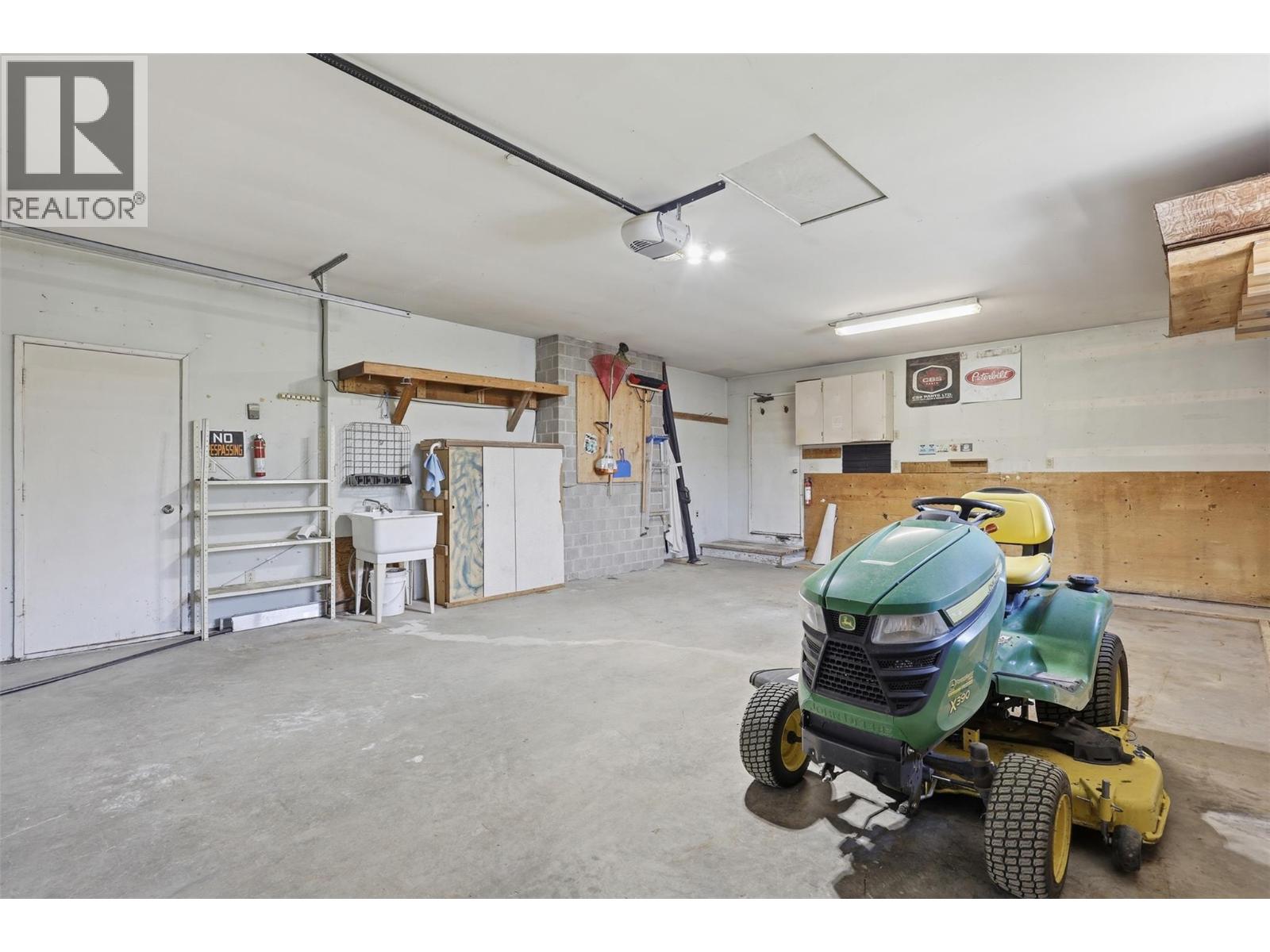 1496 Todd Road, Kamloops, British Columbia  V2C 5B5 - Photo 45 - 10383065