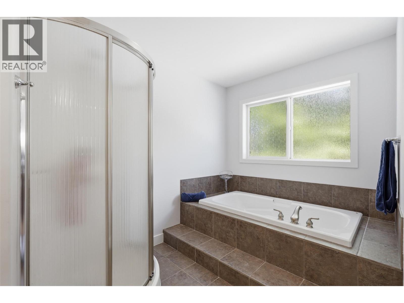 3150 Bank Road, Kamloops, British Columbia  V2B 6Z5 - Photo 35 - 10386208