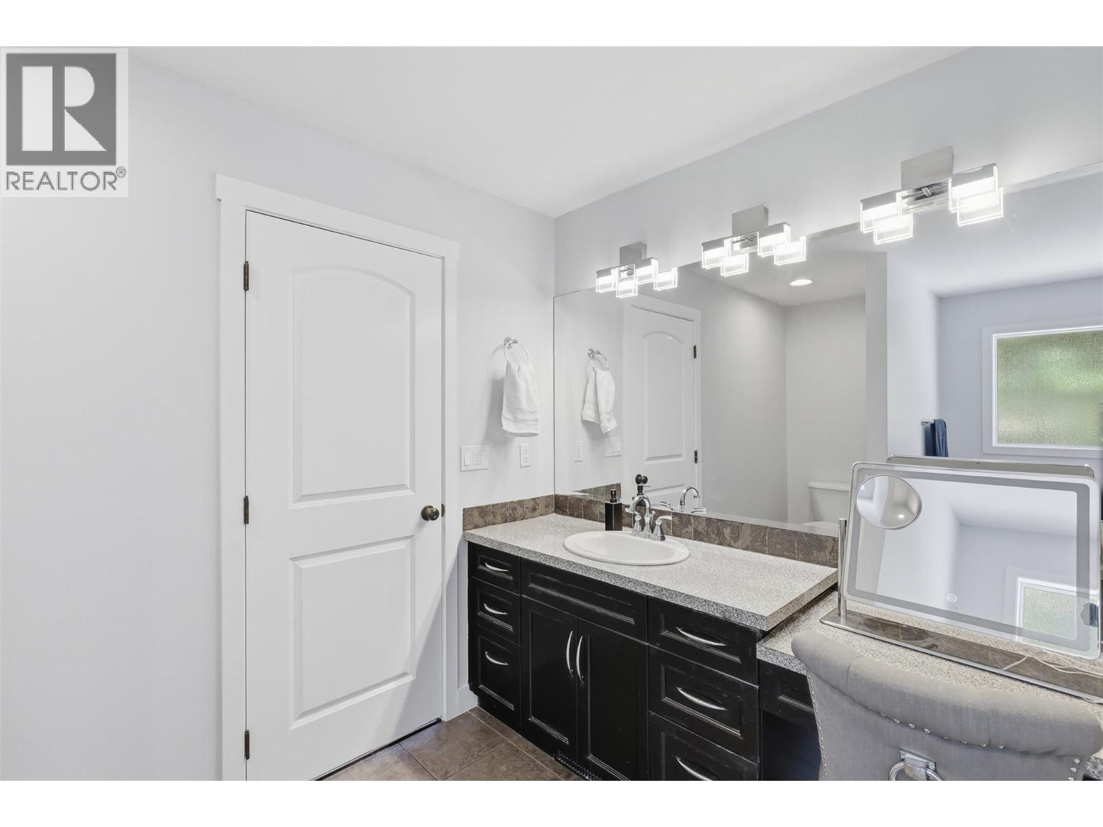 3150 Bank Road, Kamloops, British Columbia  V2B 6Z5 - Photo 40 - 10386208