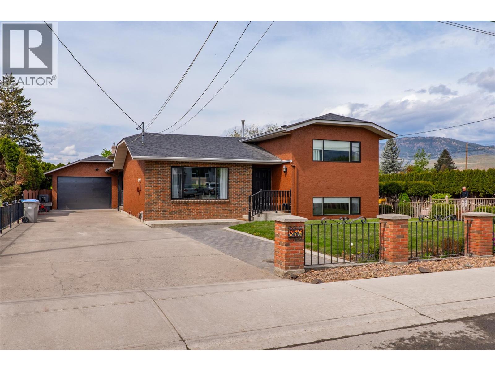 850 WINDBREAK Street, kamloops, British Columbia
