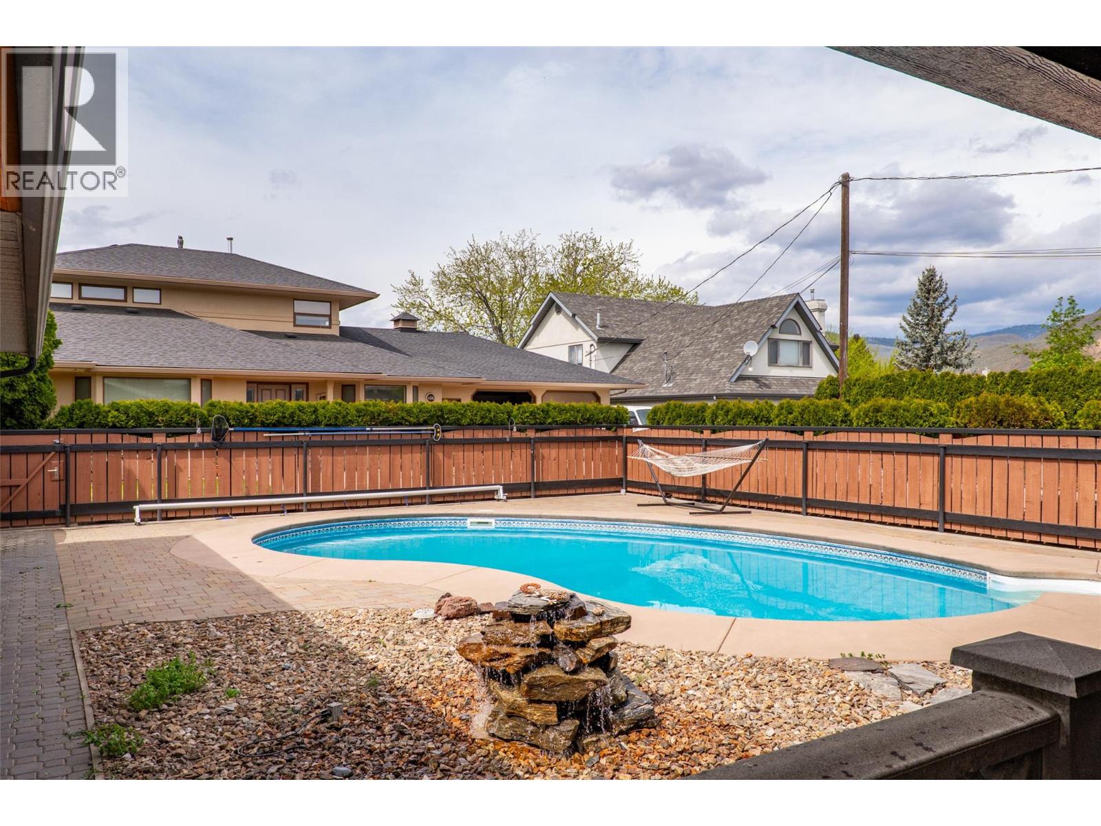 850 Windbreak Street, Kamloops, British Columbia  V2B 5P1 - Photo 27 - 10385454