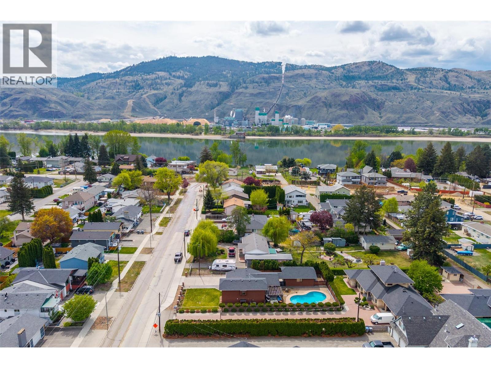 850 Windbreak Street, Kamloops, British Columbia  V2B 5P1 - Photo 34 - 10385454