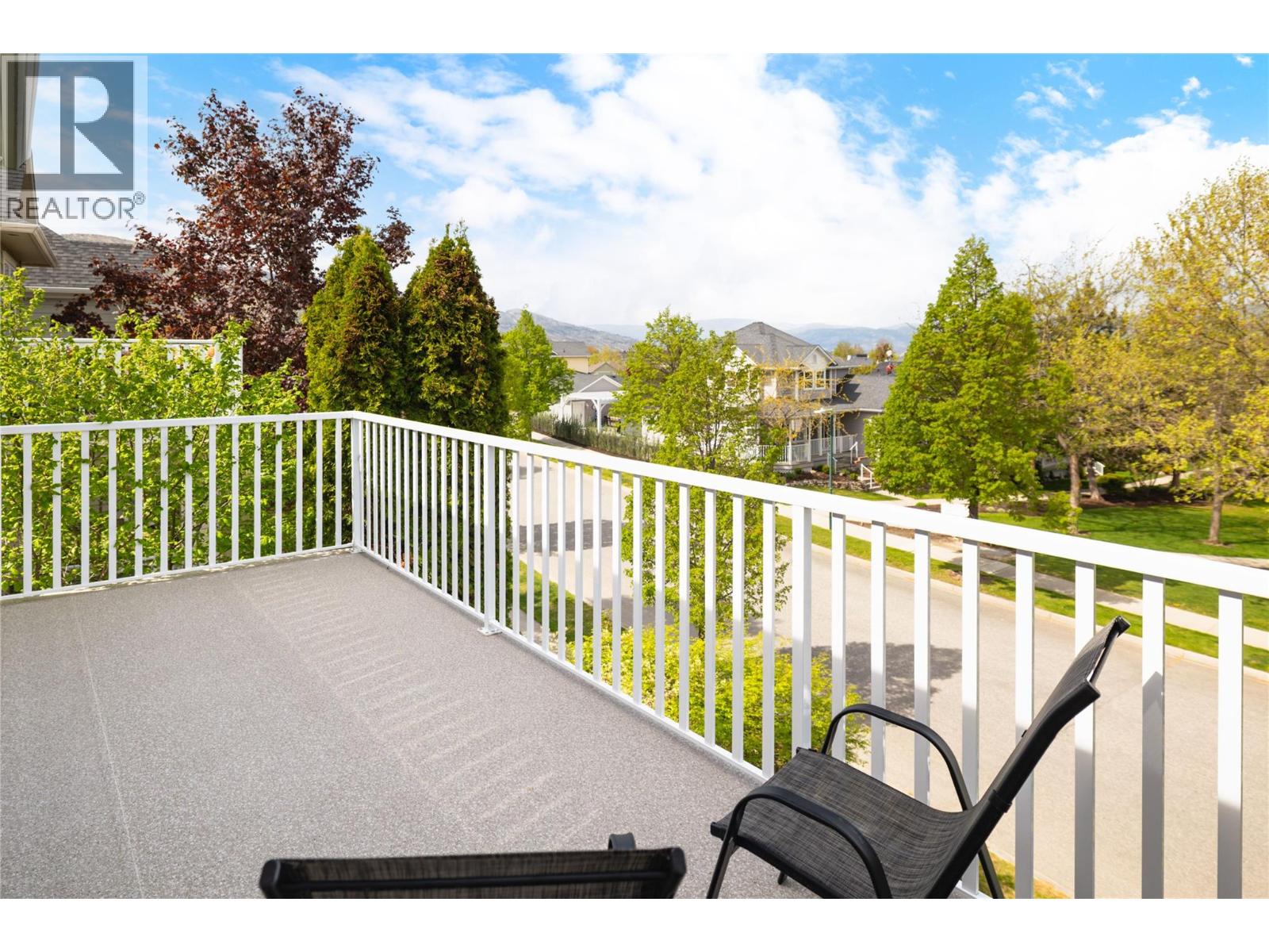 377 Mccarren Avenue, Kelowna, British Columbia  V1W 4W3 - Photo 11 - 10385353