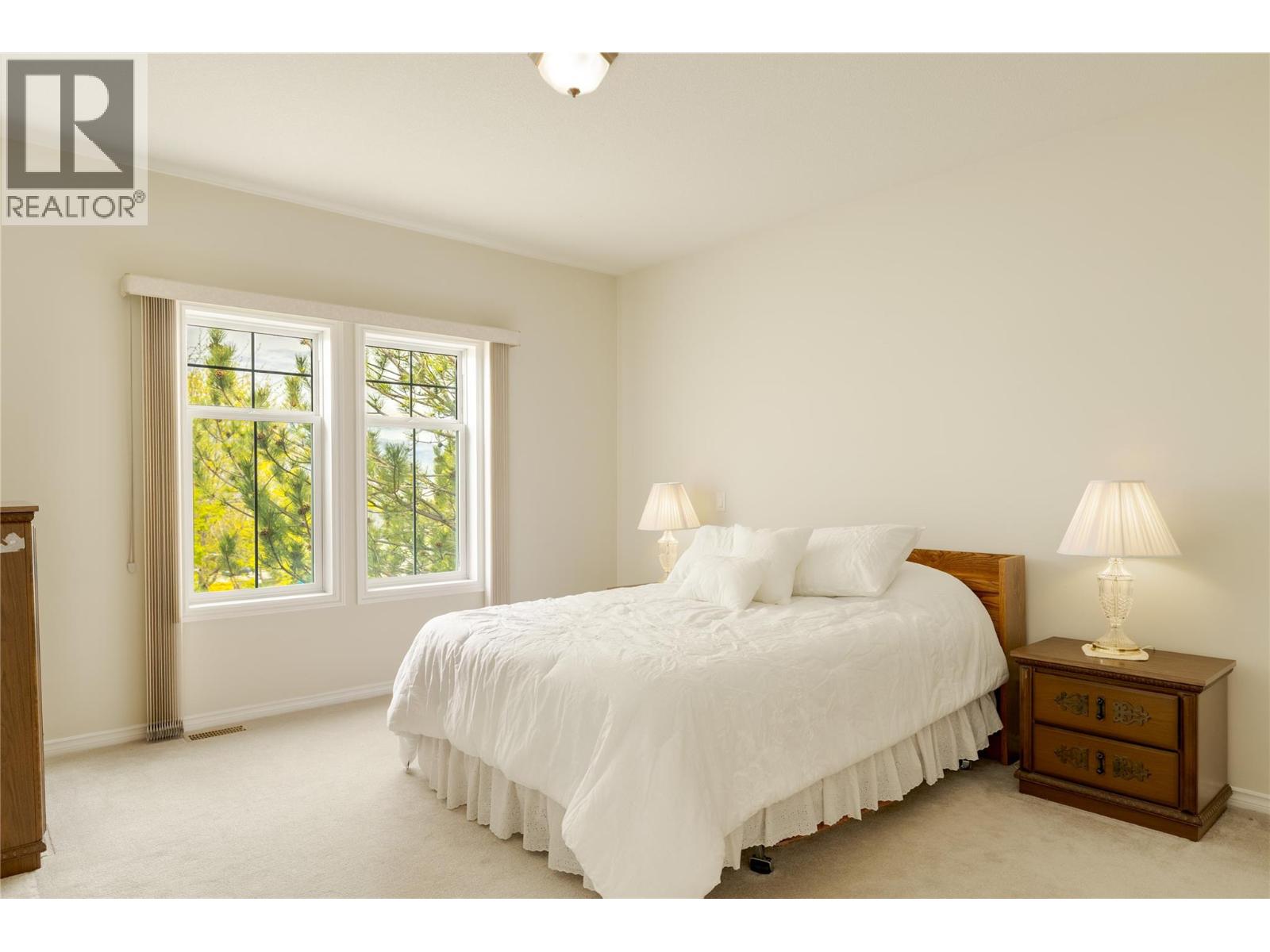 377 Mccarren Avenue, Kelowna, British Columbia  V1W 4W3 - Photo 14 - 10385353
