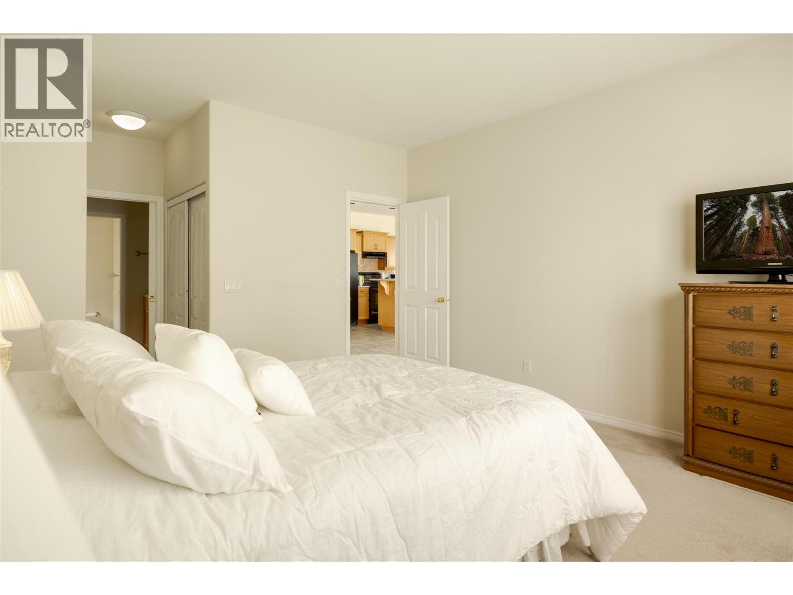 377 Mccarren Avenue, Kelowna, British Columbia  V1W 4W3 - Photo 15 - 10385353