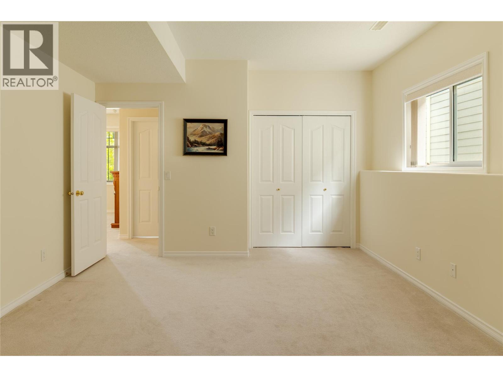 377 Mccarren Avenue, Kelowna, British Columbia  V1W 4W3 - Photo 25 - 10385353