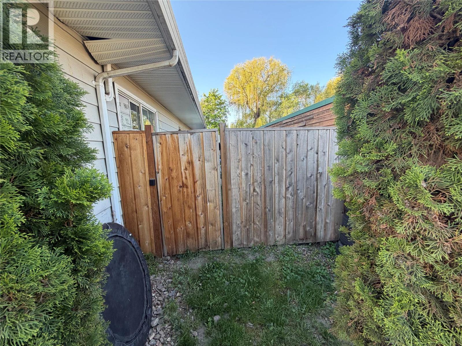 3710-3712 24 Avenue, Vernon, British Columbia  V1T 1L9 - Photo 21 - 10386053