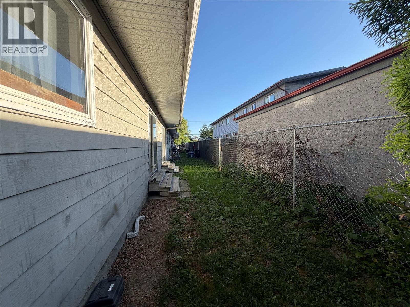 3710-3712 24 Avenue, Vernon, British Columbia  V1T 1L9 - Photo 24 - 10386053