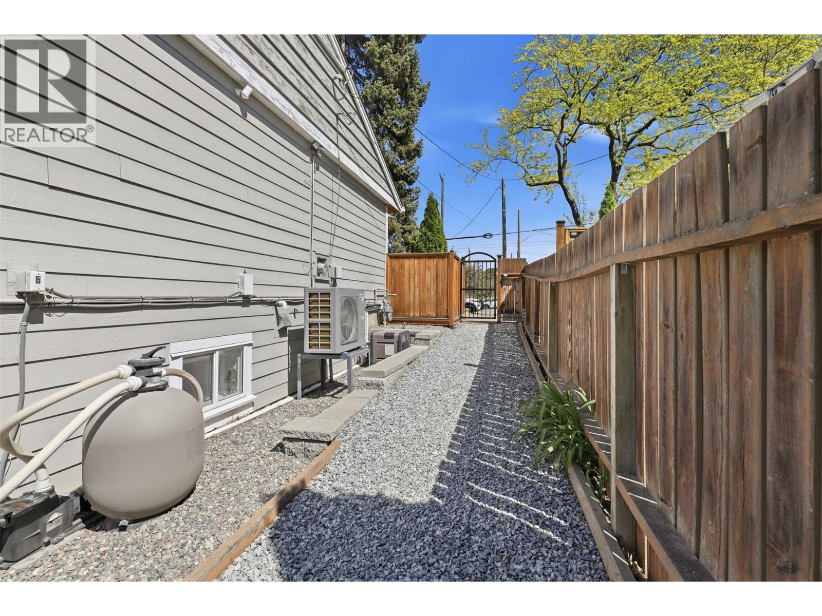 1807 Orchard Drive, Kamloops, British Columbia  V2C 4H1 - Photo 34 - 10385937