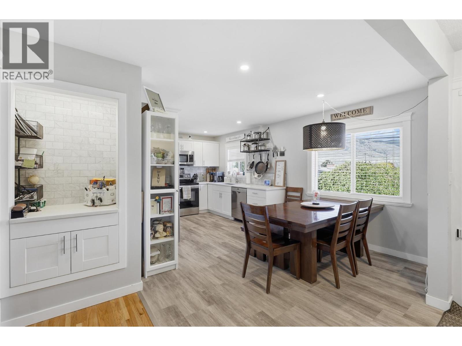 1807 Orchard Drive, Kamloops, British Columbia  V2C 4H1 - Photo 6 - 10385937