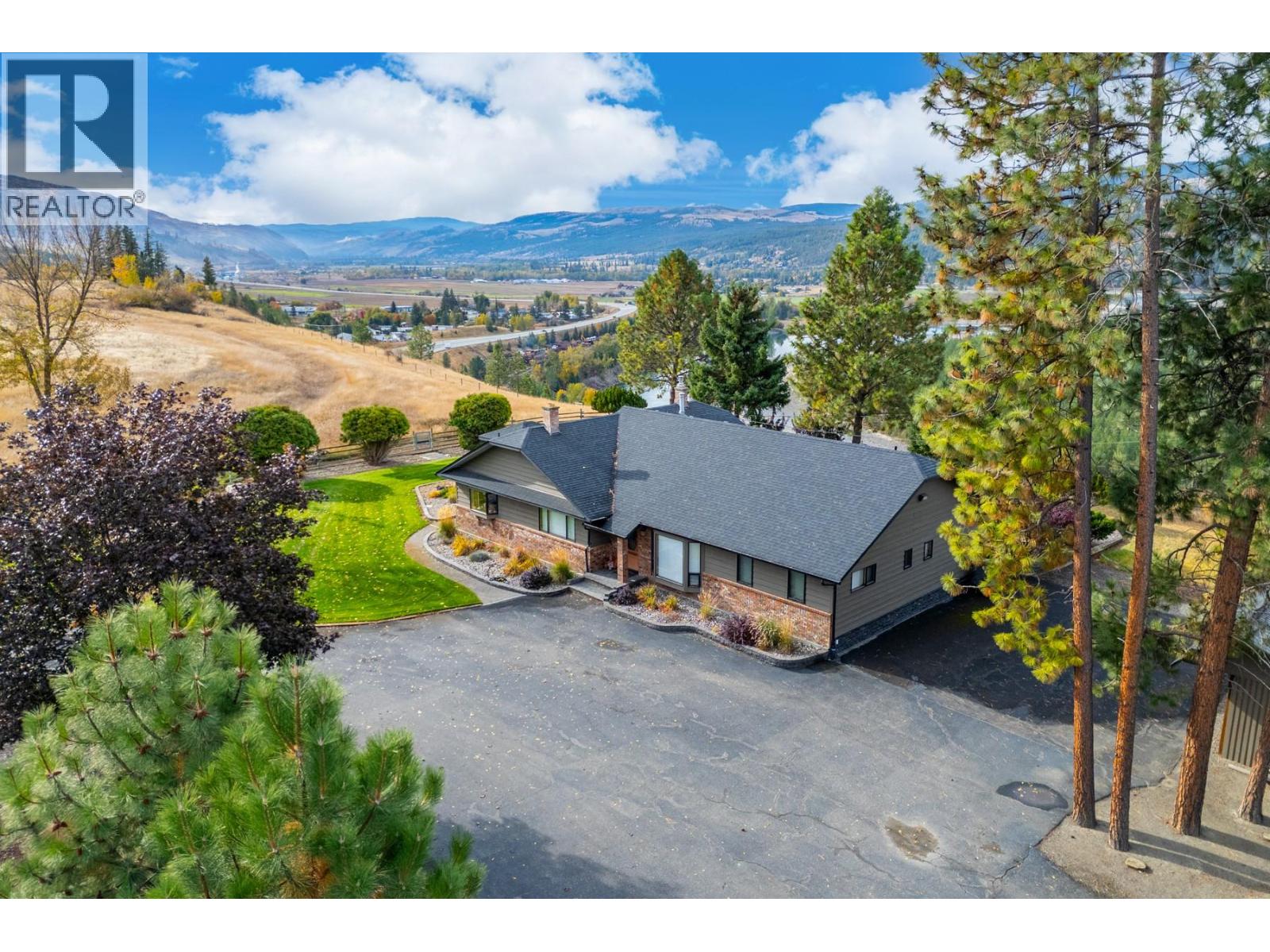 7390 River Heights Drive, kamloops, British Columbia