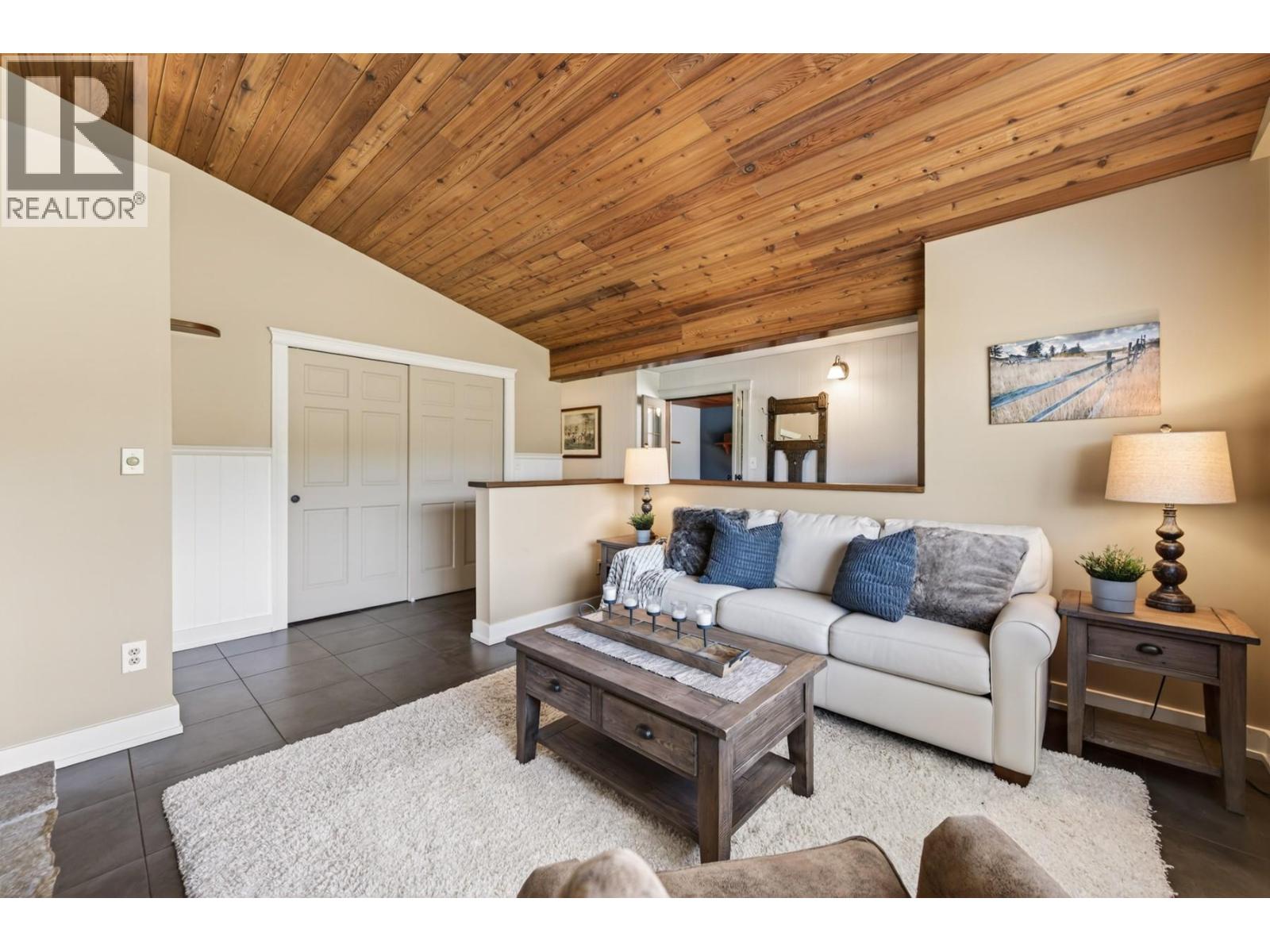 7390 River Heights Drive, Kamloops, British Columbia  V2H 0B9 - Photo 15 - 10383983