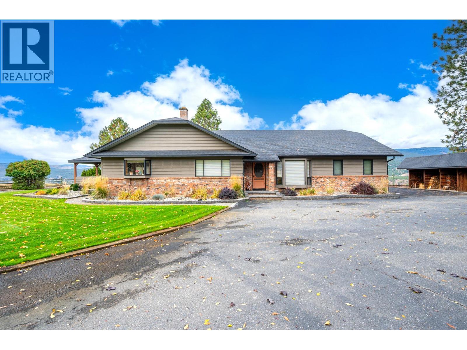 7390 River Heights Drive, Kamloops, British Columbia  V2H 0B9 - Photo 2 - 10383983