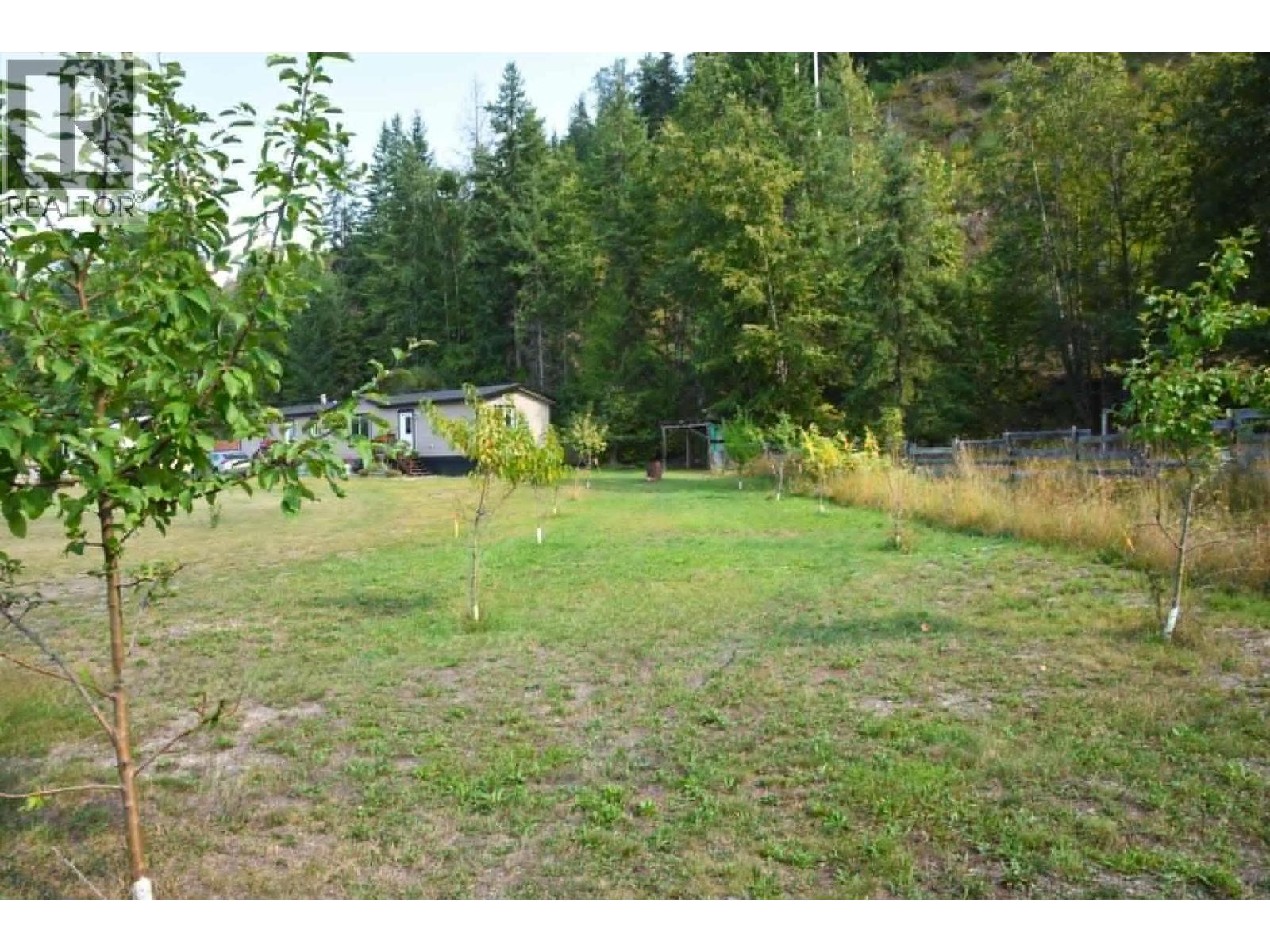 3015 Highway 6 Highway Lot# B, Nakusp, British Columbia  V0G 1R1 - Photo 9 - 10386078