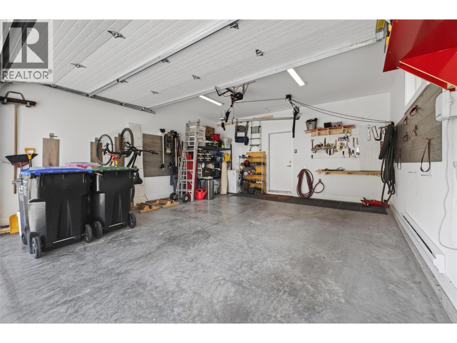 1416 Tower Ranch Drive, Kelowna, British Columbia  V1P 1T8 - Photo 68 - 10386270
