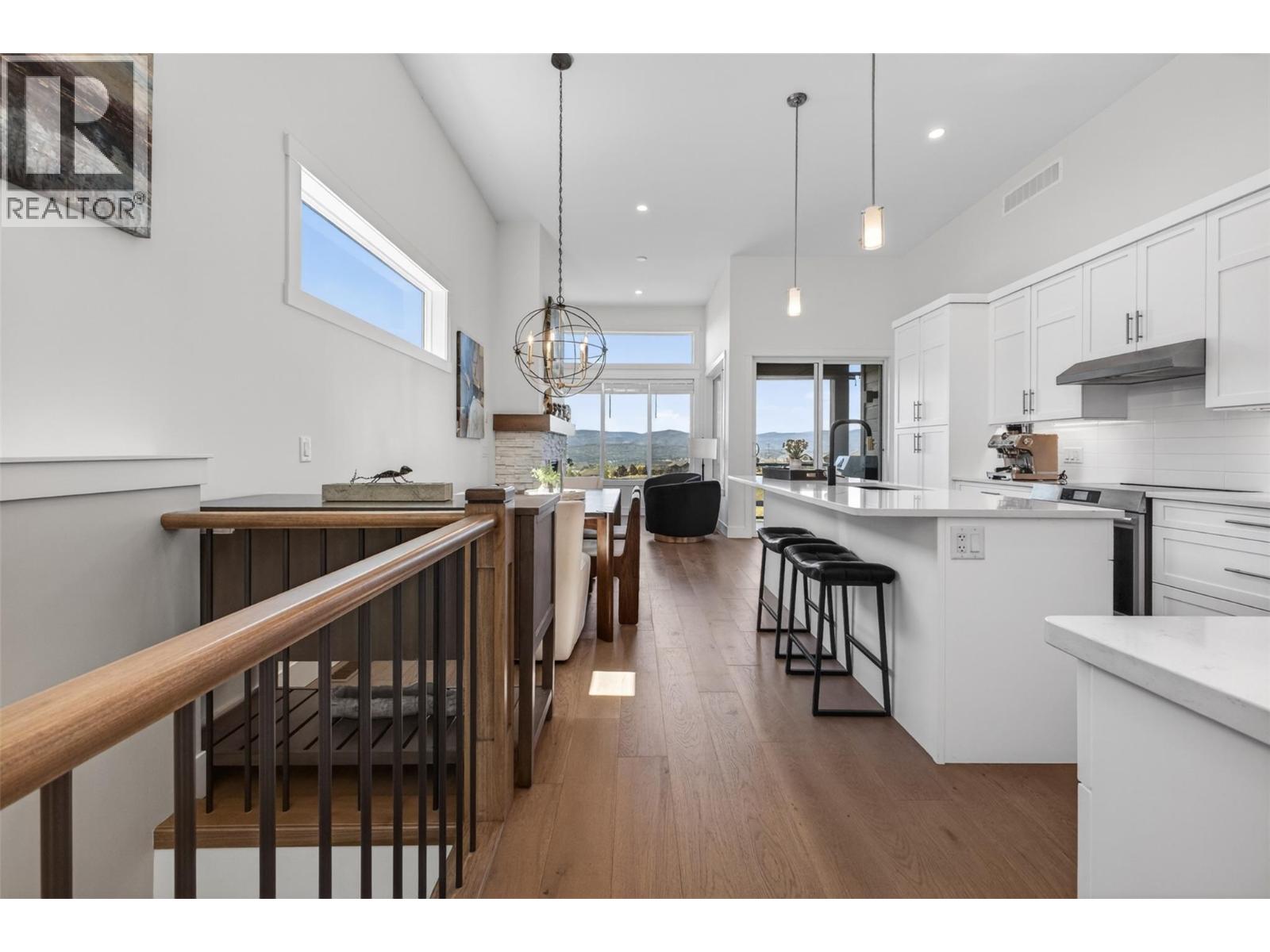 1416 Tower Ranch Drive, Kelowna, British Columbia  V1P 1T8 - Photo 8 - 10386270