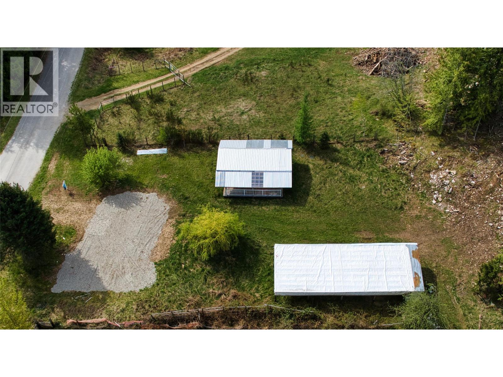 15775 Peters Road Road, Crawford Bay, British Columbia  V0B 1E0 - Photo 14 - 10385850