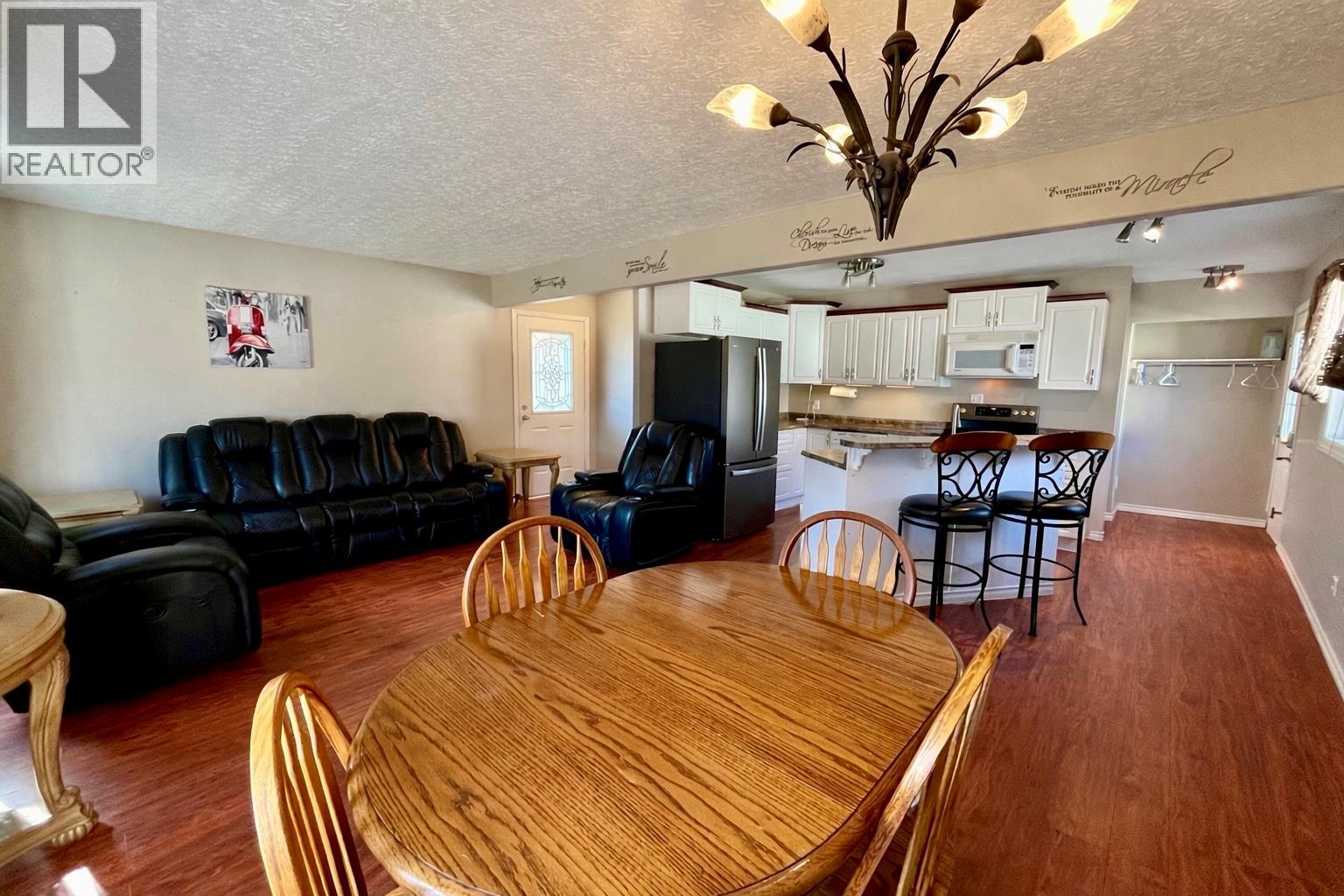 167 Bergeron Drive, Tumbler Ridge, British Columbia  V0C 2W0 - Photo 10 - 10383406