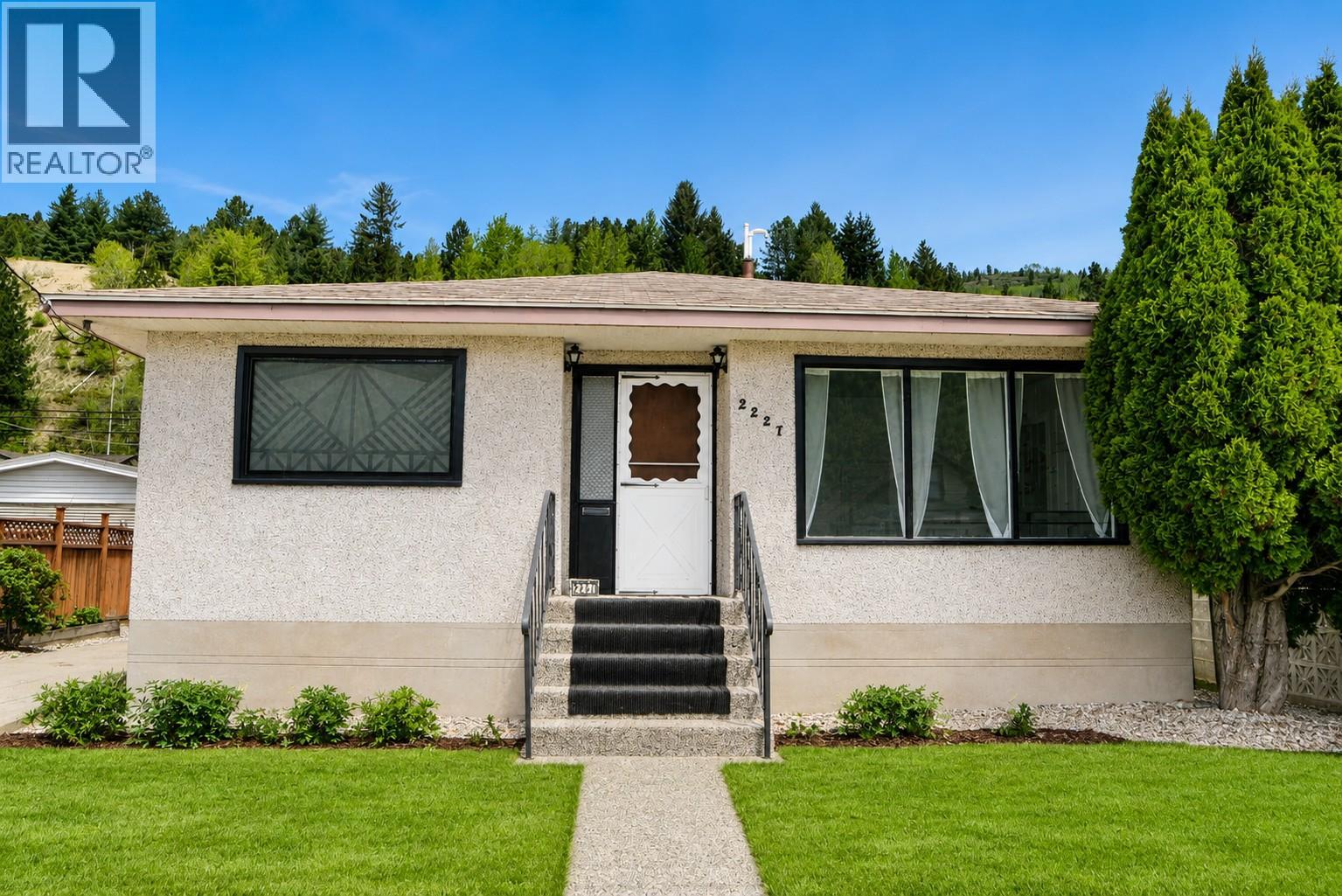 2227 Seventh Avenue, trail, British Columbia