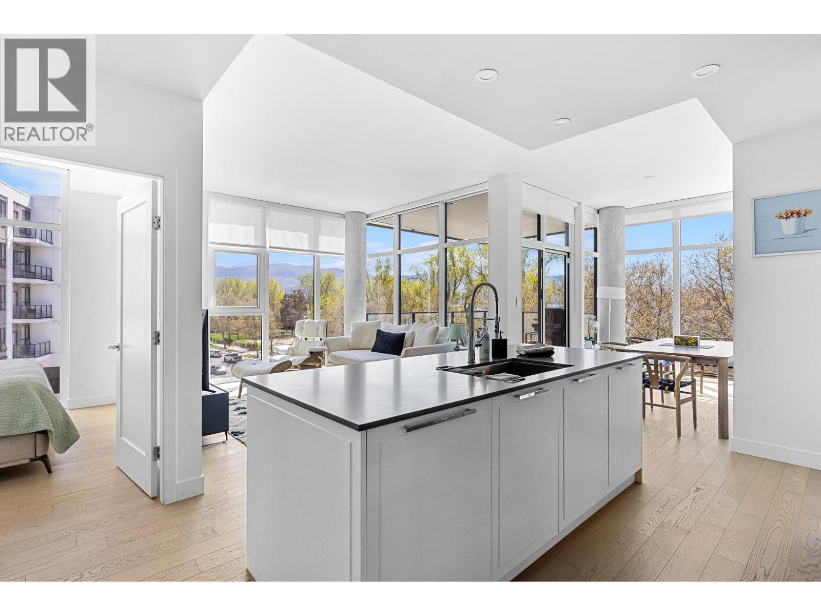 3409 Lakeshore Road Unit# 407, Kelowna, British Columbia  V1W 0G6 - Photo 6 - 10386313