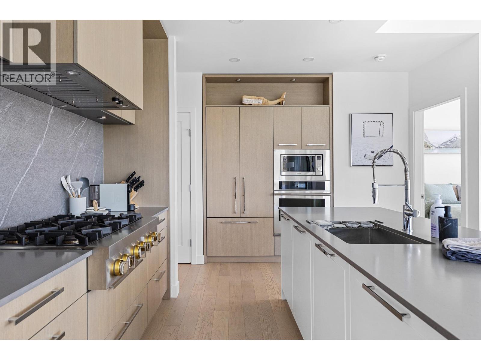 3409 Lakeshore Road Unit# 407, Kelowna, British Columbia  V1W 0G6 - Photo 8 - 10386313