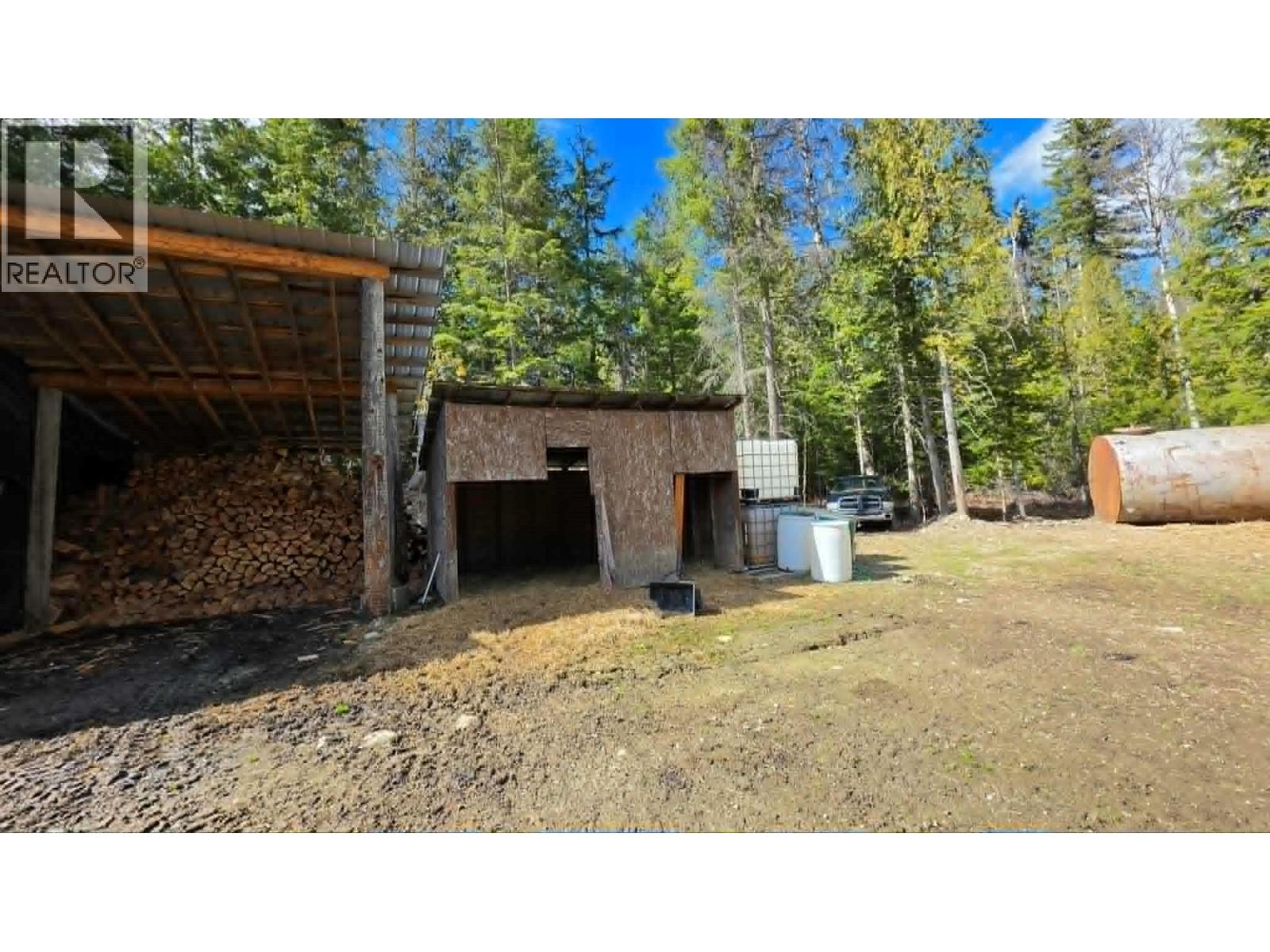 829 Bobbie Burns Road, Lumby, British Columbia  V0E 2G4 - Photo 32 - 10386023