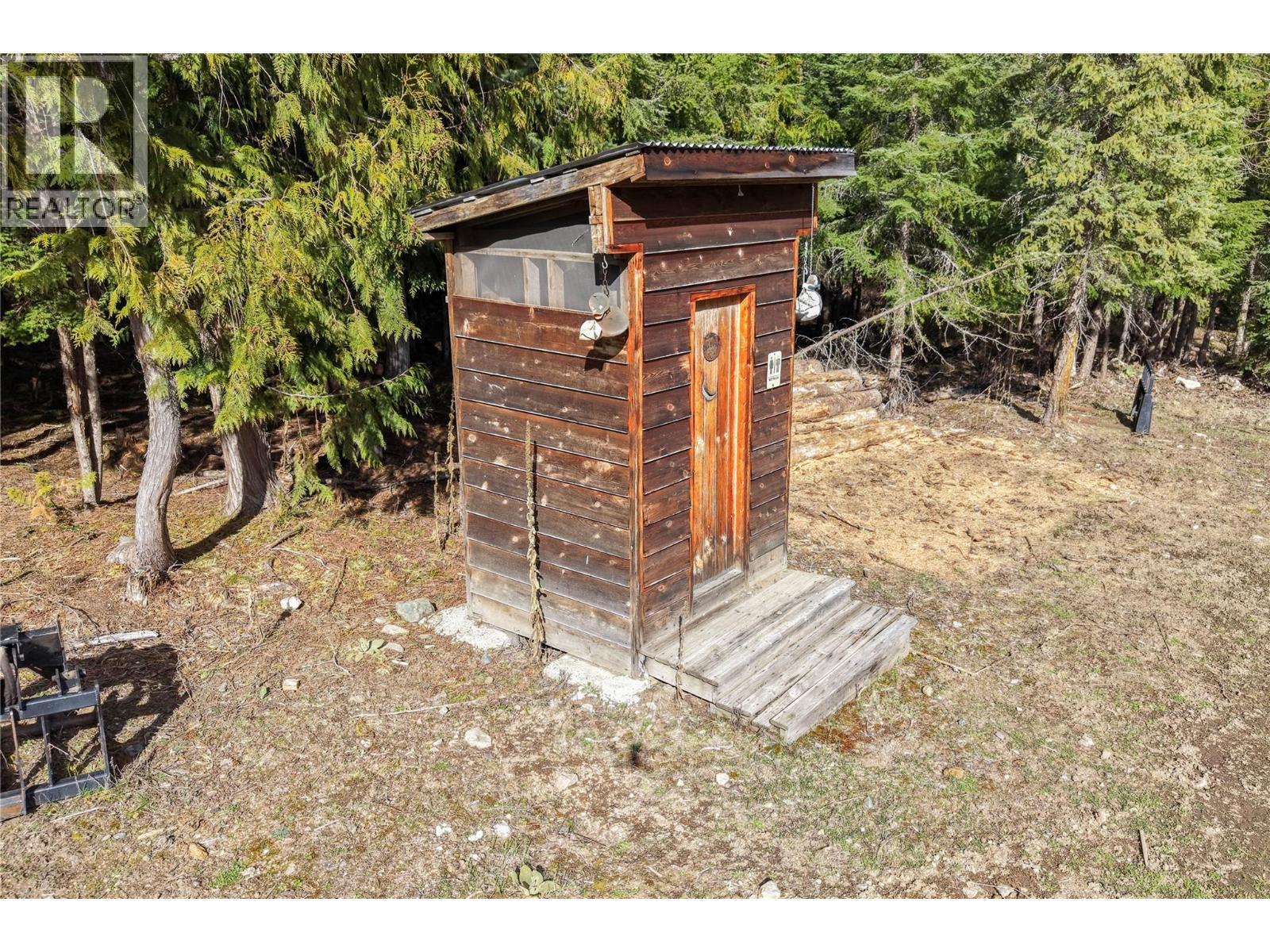 829 Bobbie Burns Road, Lumby, British Columbia  V0E 2G4 - Photo 59 - 10386023