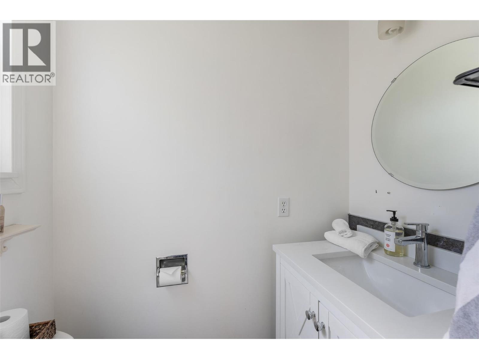 2114 Verde Vista Road, Kelowna, British Columbia  V1P 1G5 - Photo 16 - 10385840