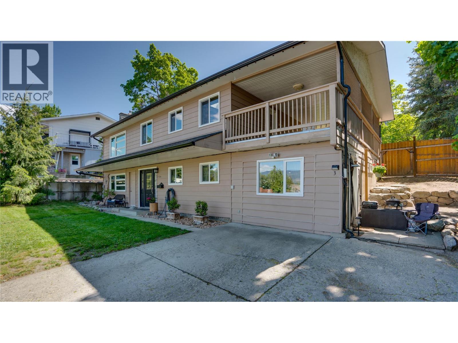 2106 39 Street, Vernon, British Columbia  V1T 6W4 - Photo 2 - 10385963