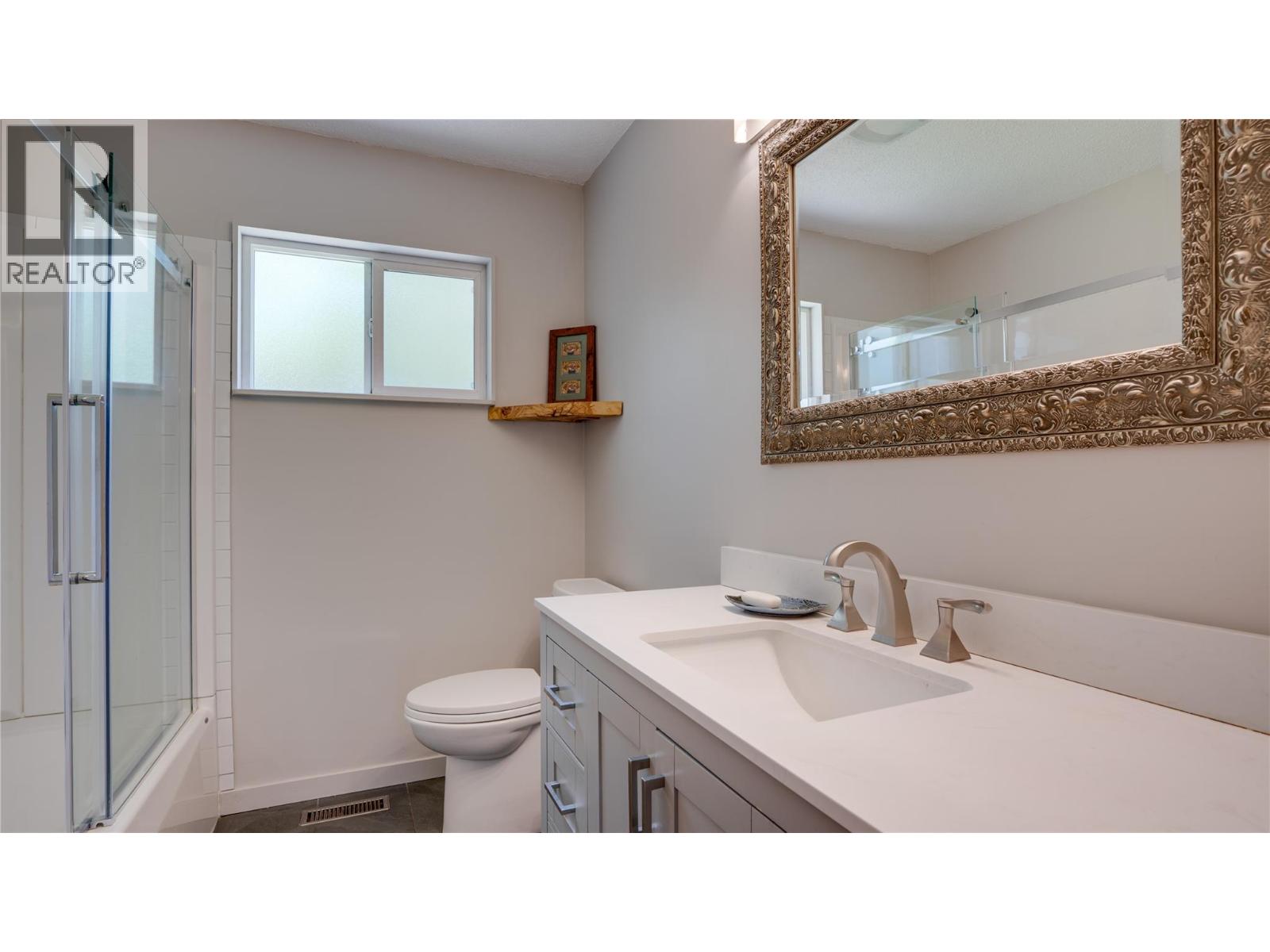 2106 39 Street, Vernon, British Columbia  V1T 6W4 - Photo 26 - 10385963