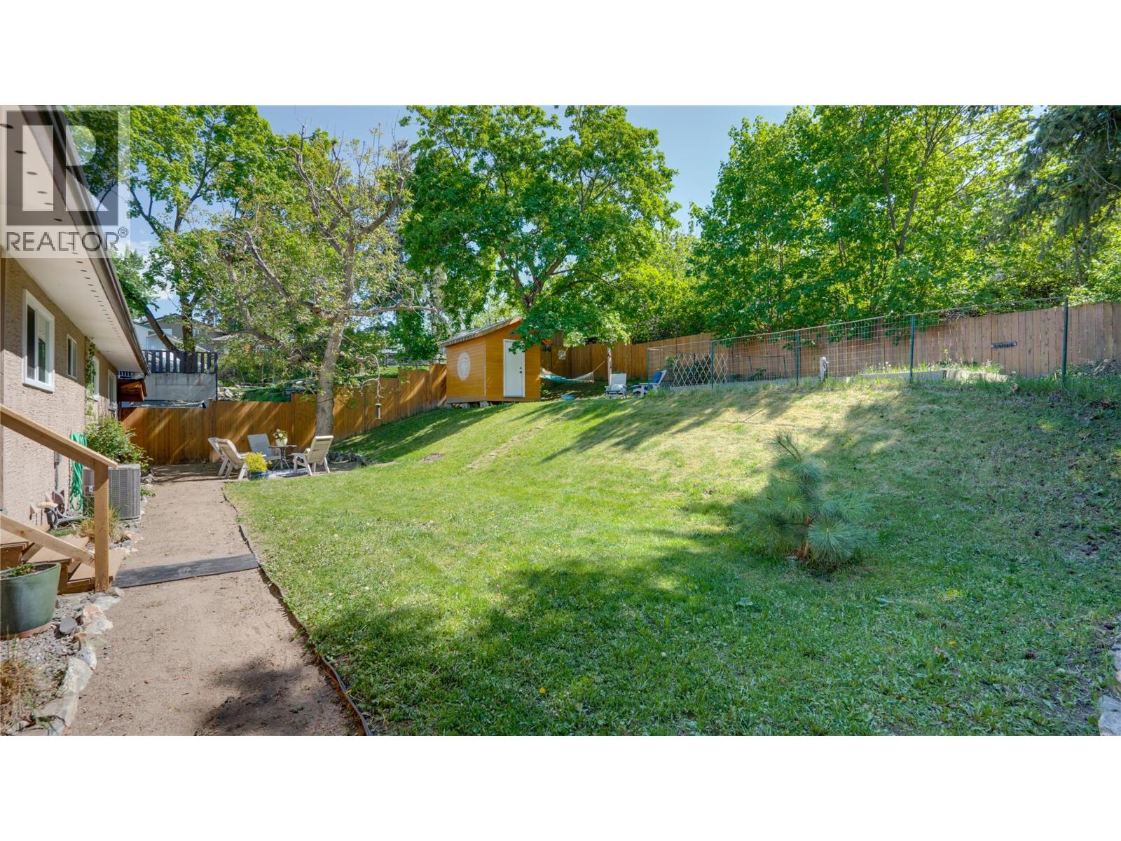 2106 39 Street, Vernon, British Columbia  V1T 6W4 - Photo 34 - 10385963
