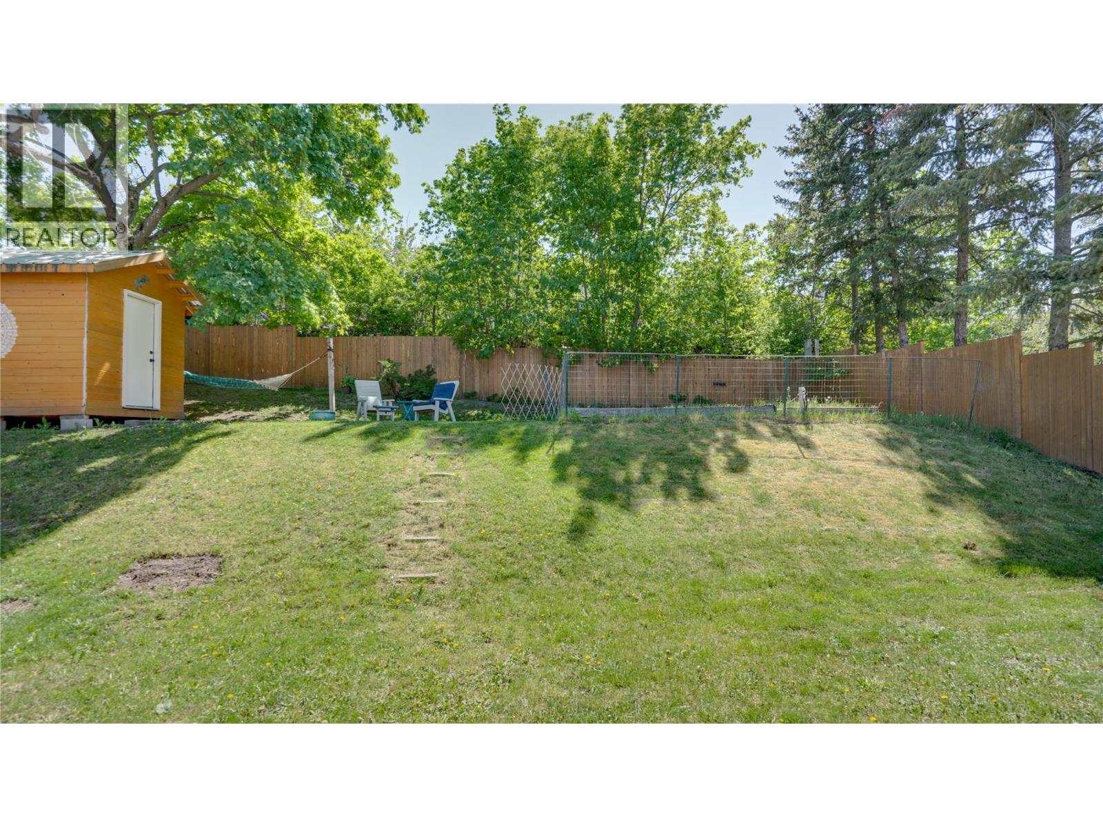 2106 39 Street, Vernon, British Columbia  V1T 6W4 - Photo 35 - 10385963