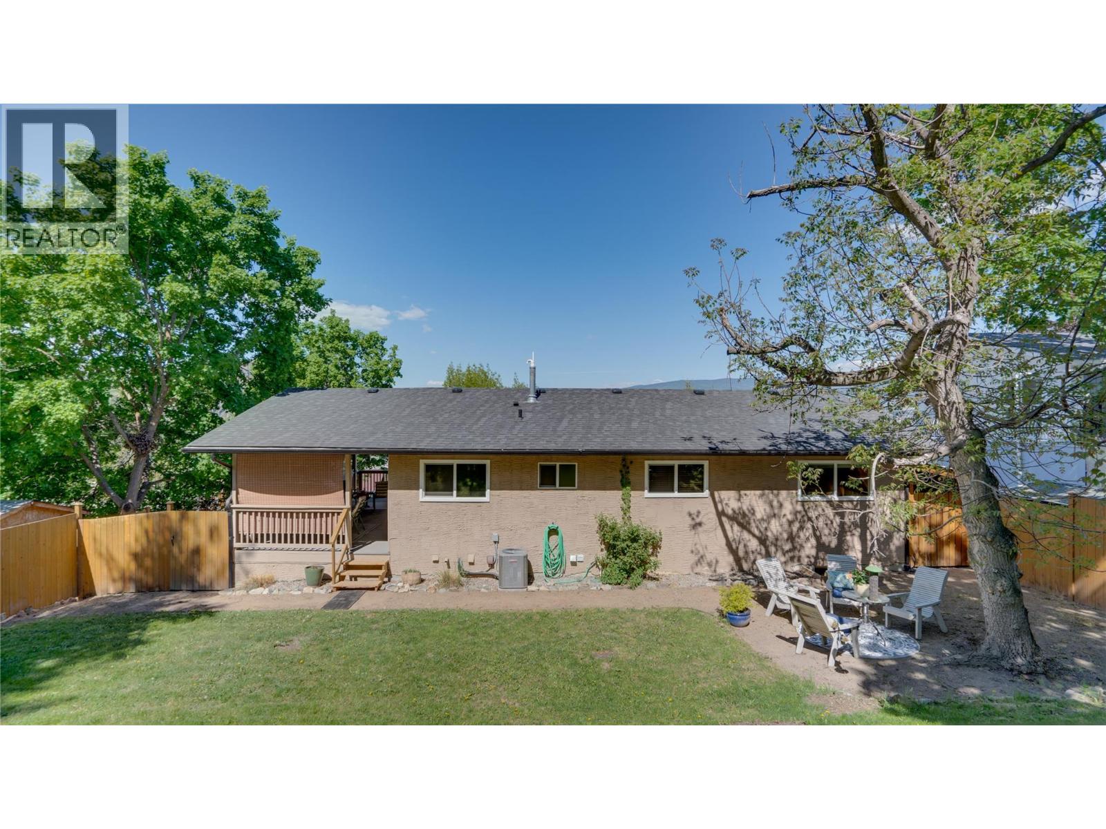 2106 39 Street, Vernon, British Columbia  V1T 6W4 - Photo 37 - 10385963