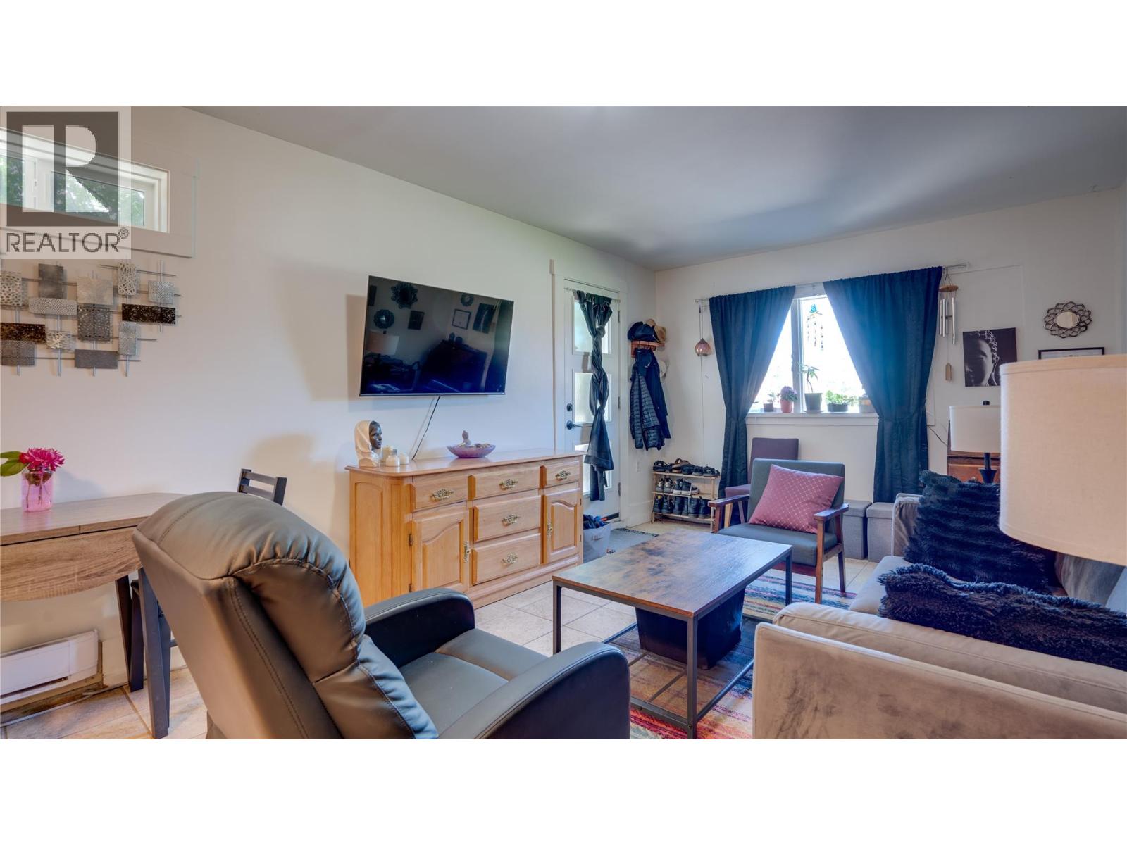 2106 39 Street, Vernon, British Columbia  V1T 6W4 - Photo 45 - 10385963