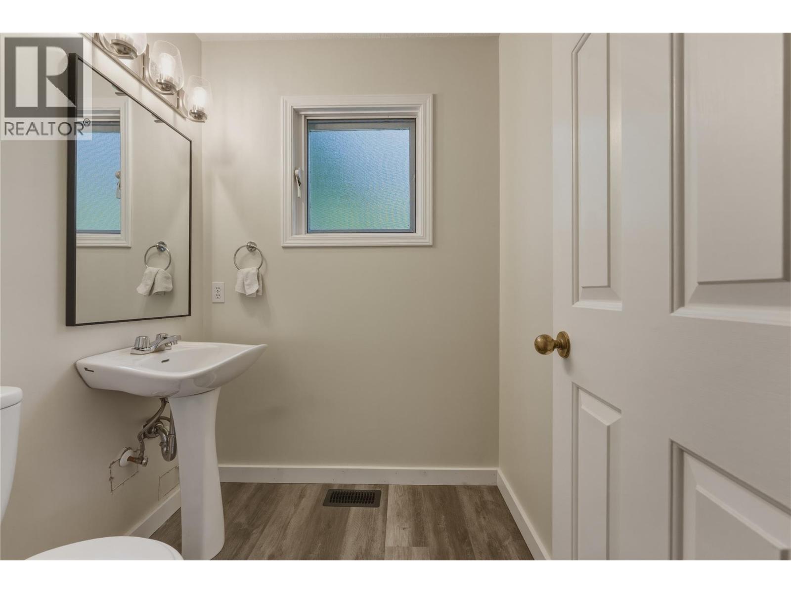 1800 20 Street, Vernon, British Columbia  V1T 9B6 - Photo 15 - 10385580