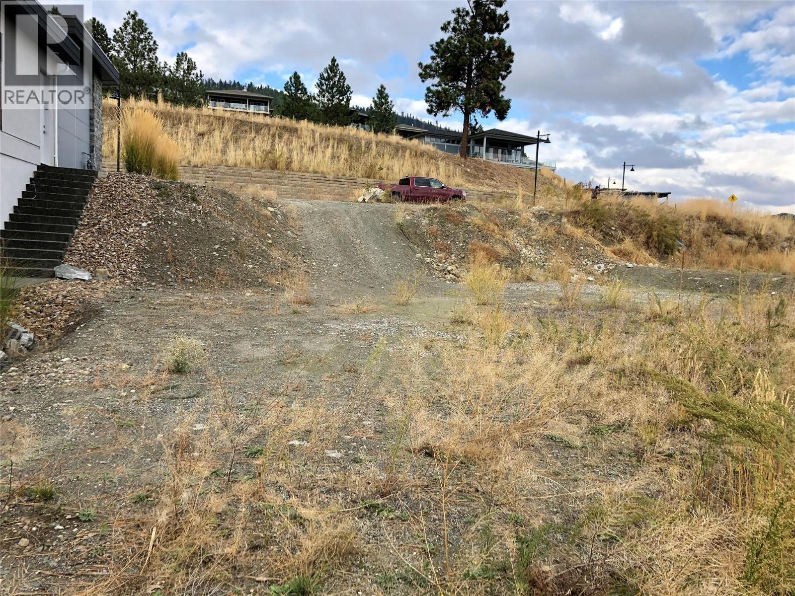 8916 Hampshire Crescent, Vernon, British Columbia  V1H 2K9 - Photo 6 - 10385408