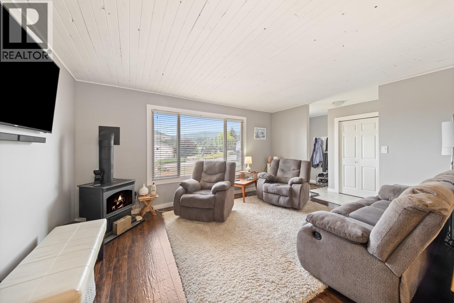 5168 Haynes Road, Vernon, British Columbia  V1B 3J6 - Photo 13 - 10386211
