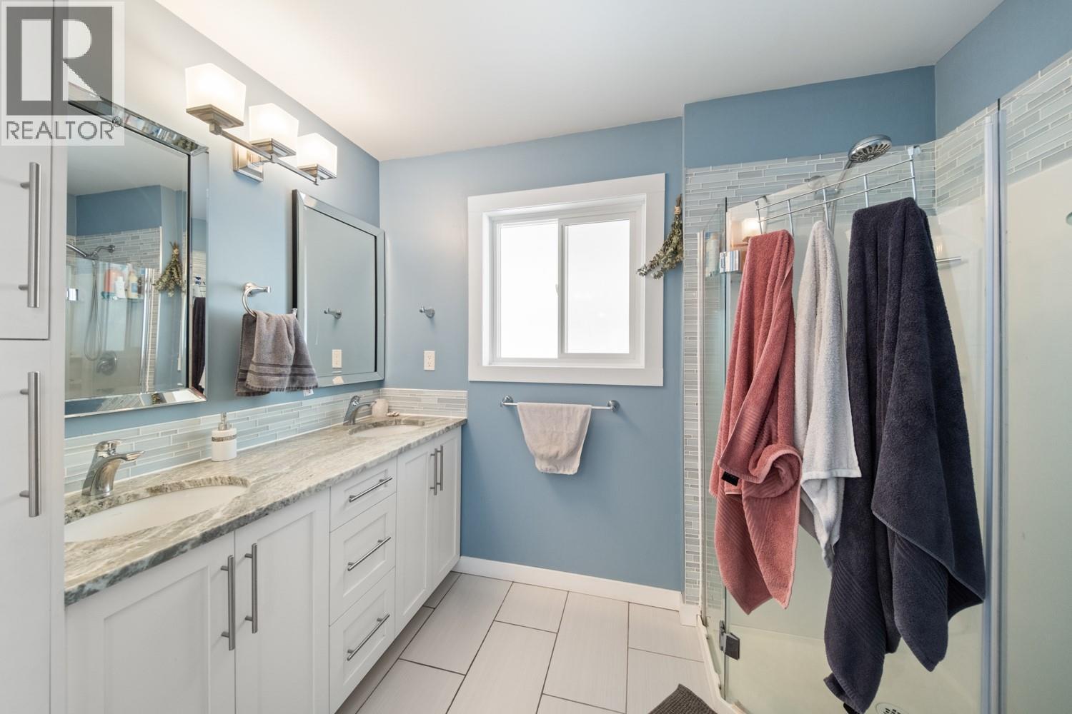 5168 Haynes Road, Vernon, British Columbia  V1B 3J6 - Photo 15 - 10386211