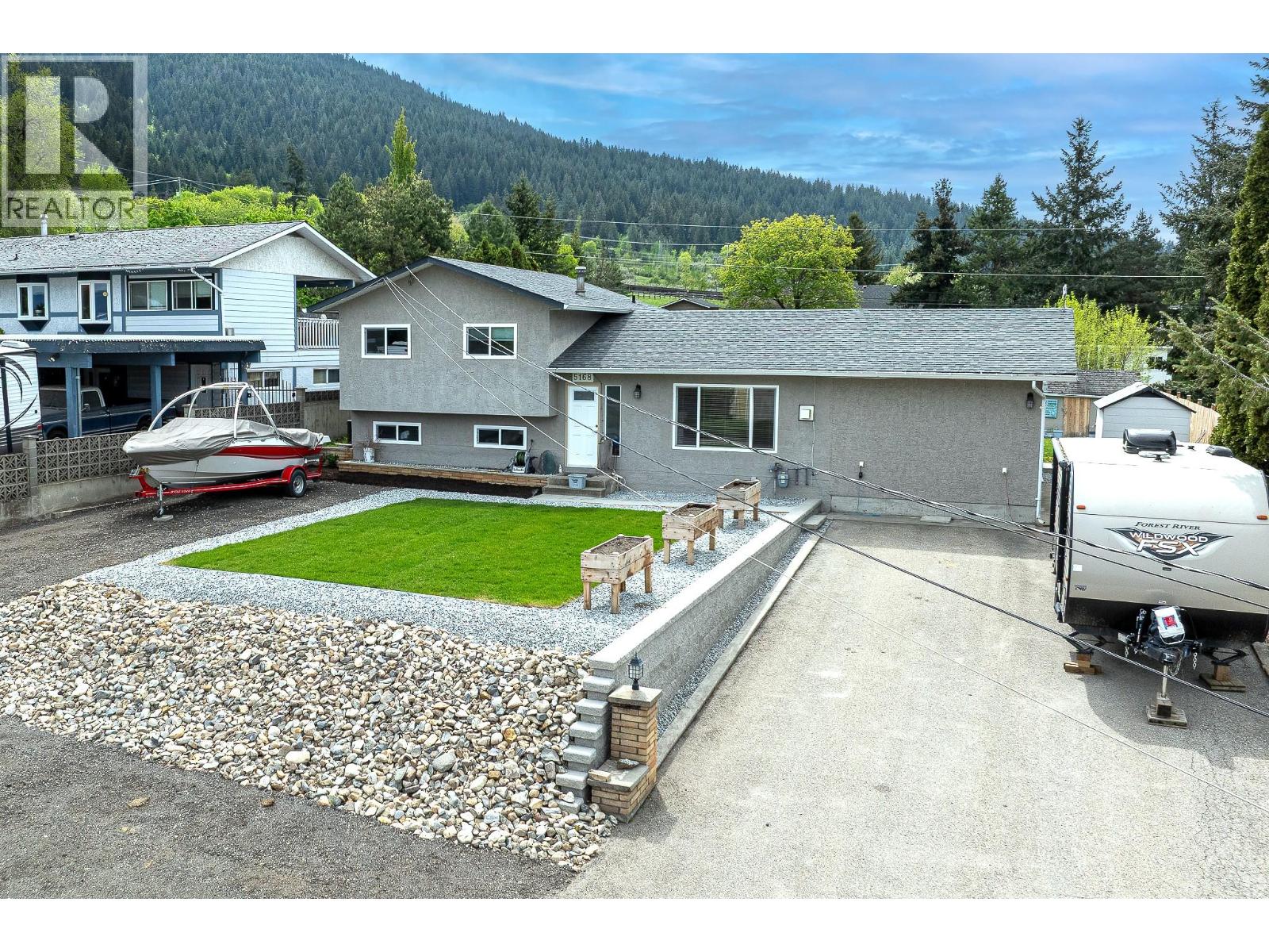 5168 Haynes Road, Vernon, British Columbia  V1B 3J6 - Photo 35 - 10386211