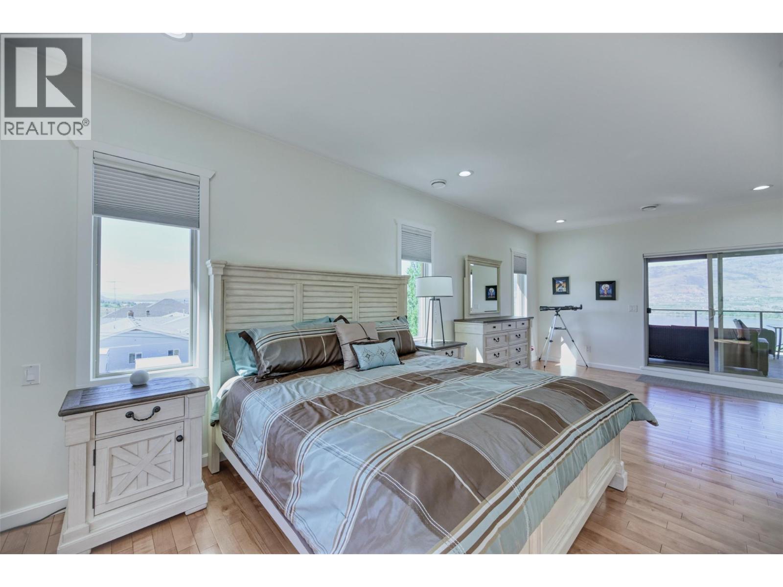 3602 33rd Street, Osoyoos, British Columbia  V0H 1V6 - Photo 10 - 10385469