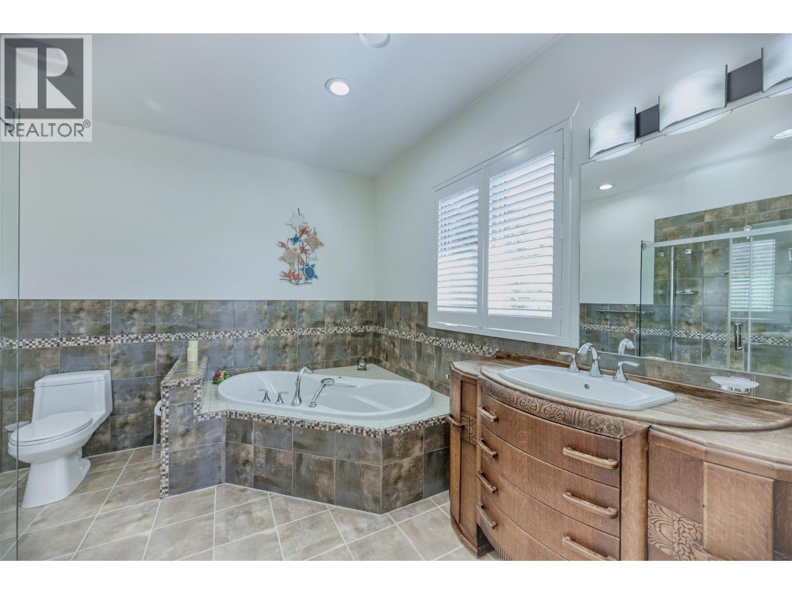 3602 33rd Street, Osoyoos, British Columbia  V0H 1V6 - Photo 11 - 10385469