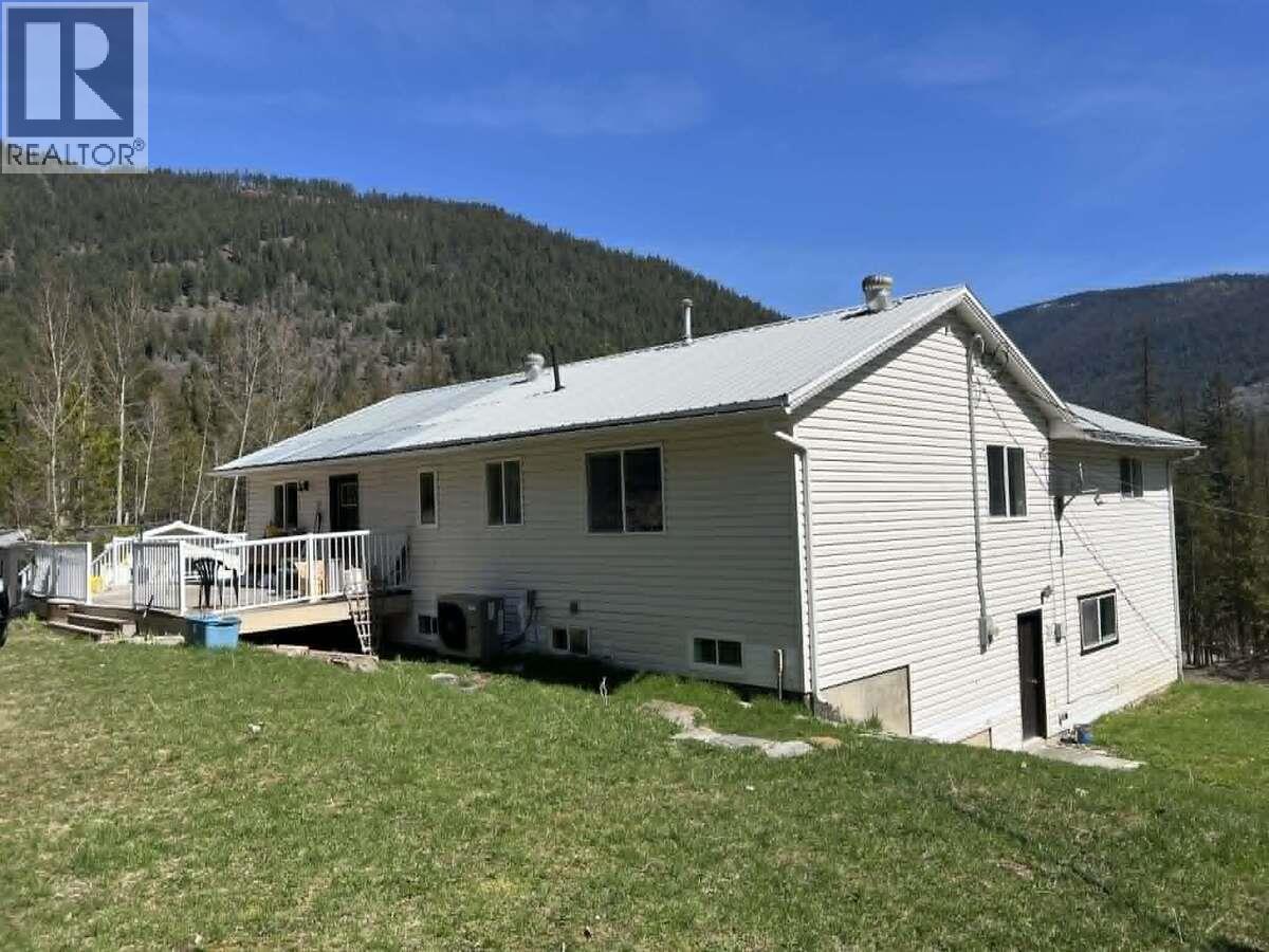 1325 Lakeview Arrow Creek Road, Creston, British Columbia  V0B 1G9 - Photo 3 - 10386314