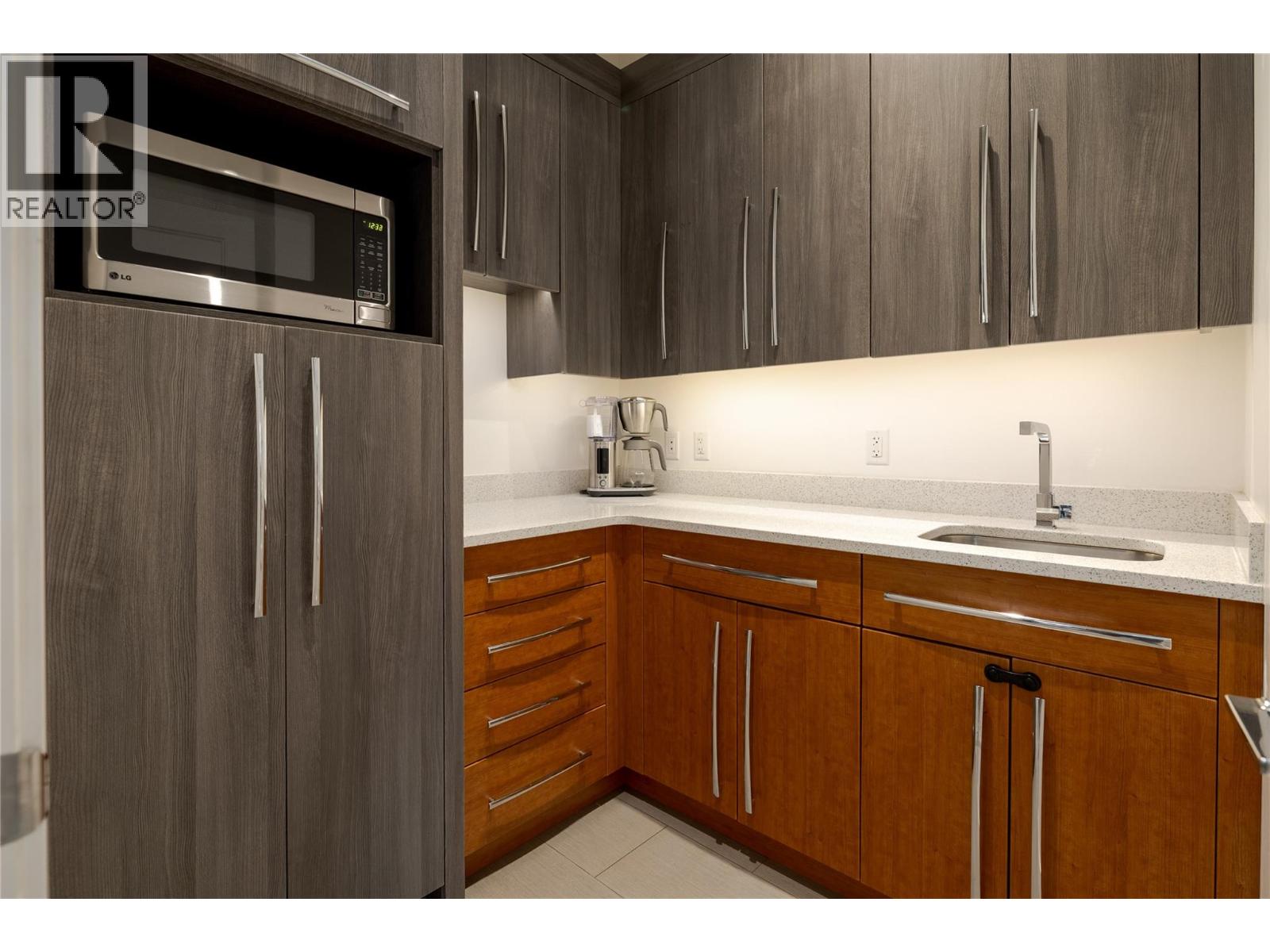 385 Cadder Avenue, Kelowna, British Columbia  V1Y 5M9 - Photo 10 - 10384180