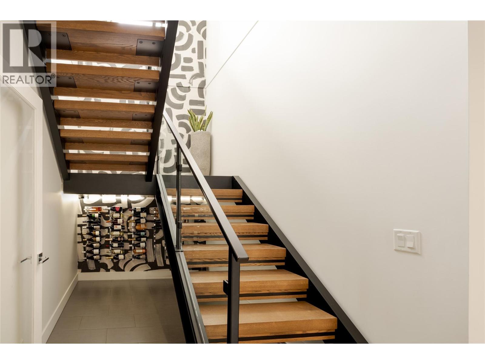 385 Cadder Avenue, Kelowna, British Columbia  V1Y 5M9 - Photo 38 - 10384180