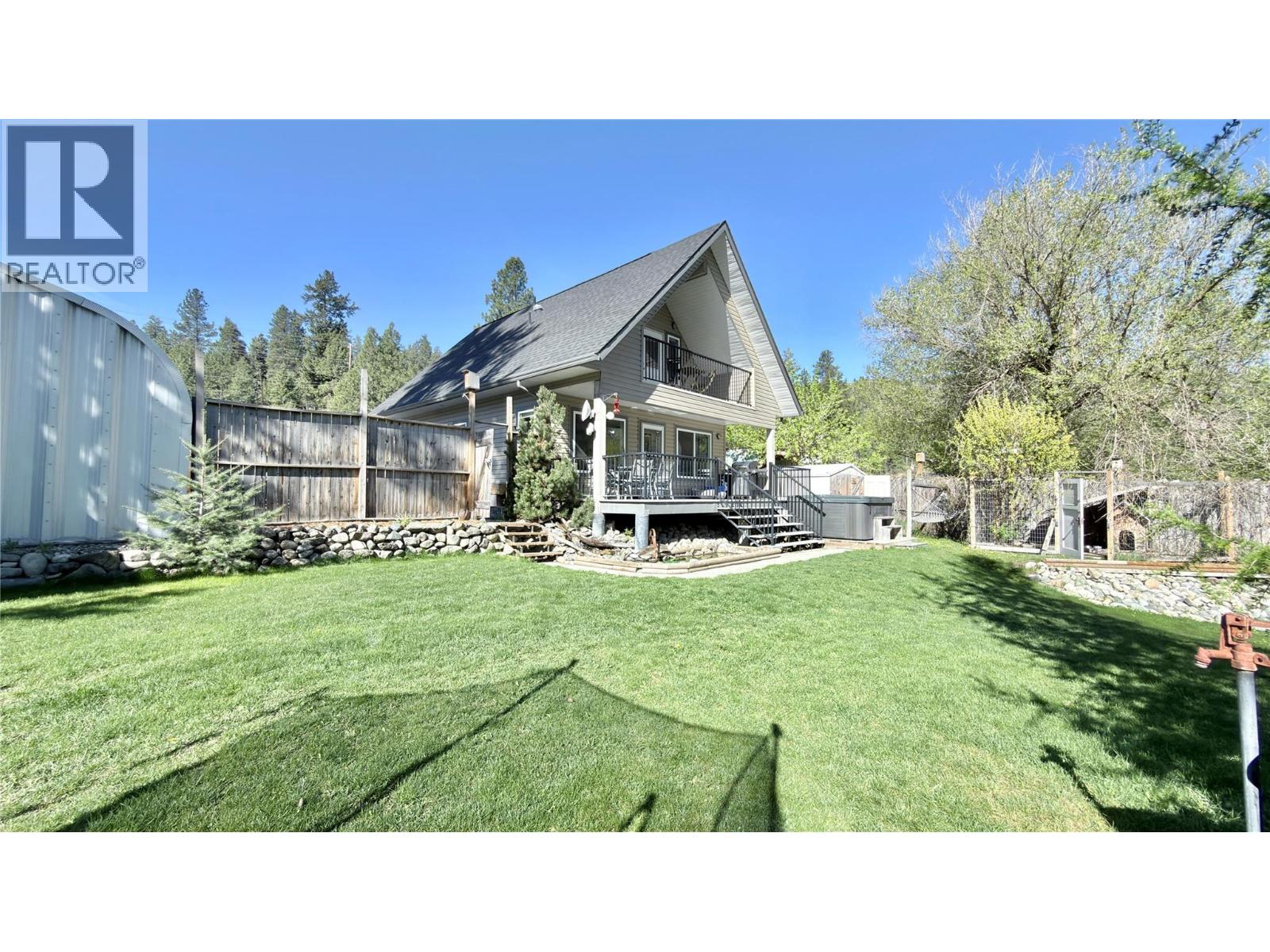 1606 33 Highway, Rock Creek, British Columbia  V0H 1Y0 - Photo 16 - 10385871