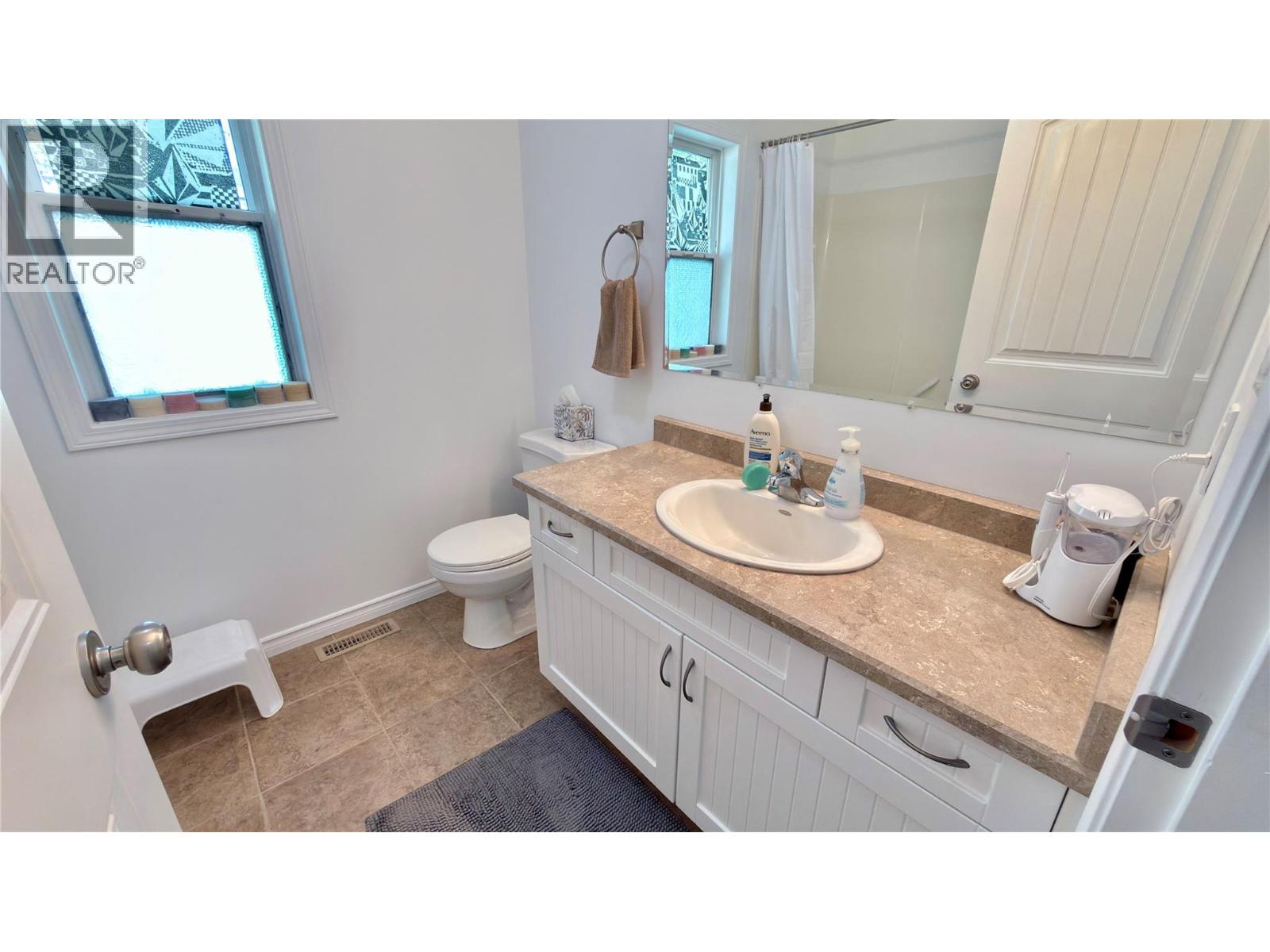 1606 33 Highway, Rock Creek, British Columbia  V0H 1Y0 - Photo 51 - 10385871