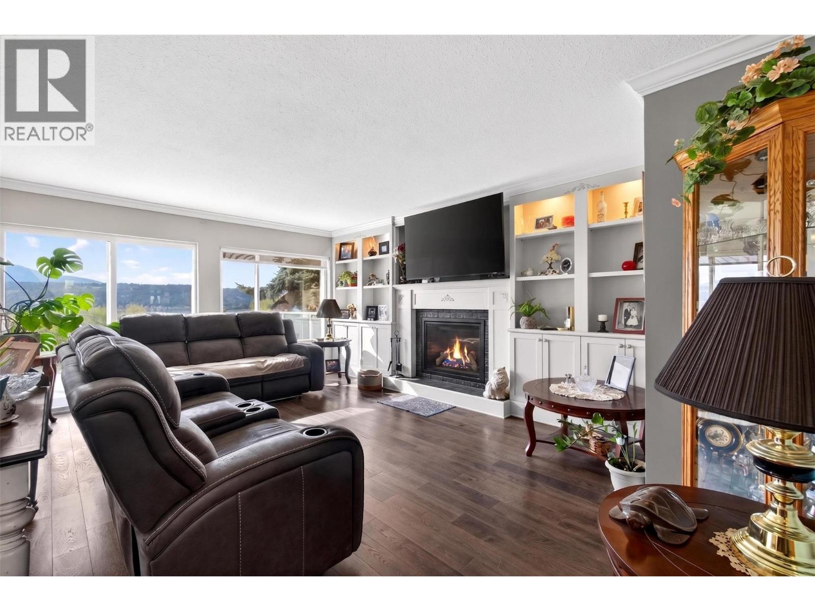 3714 Bastionview Road, Tappen, British Columbia  V0E 2X1 - Photo 11 - 10386068