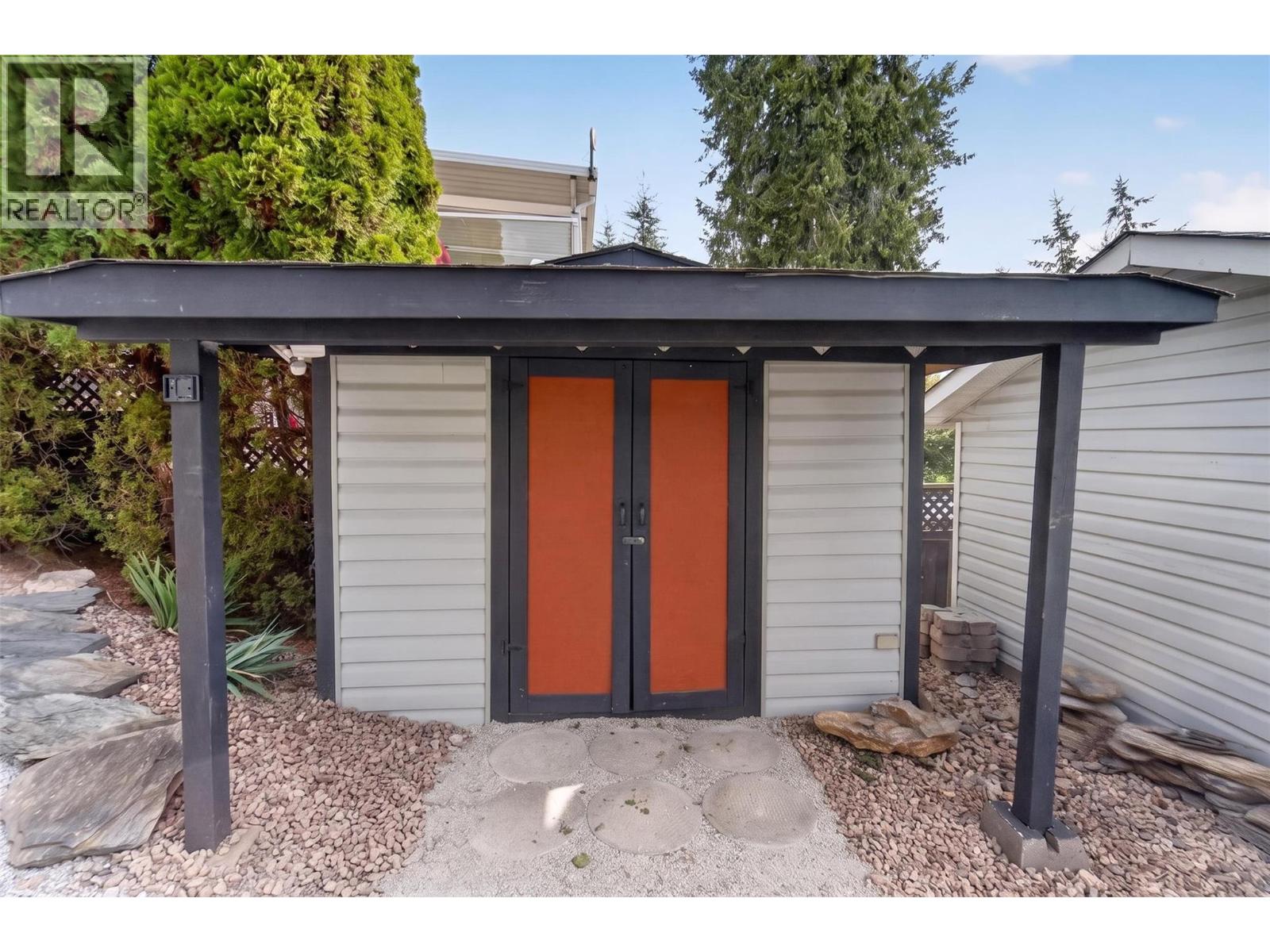 3714 Bastionview Road, Tappen, British Columbia  V0E 2X1 - Photo 72 - 10386068