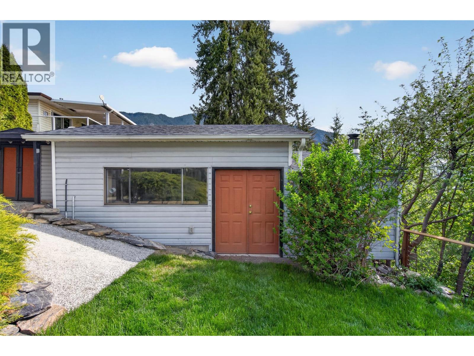 3714 Bastionview Road, Tappen, British Columbia  V0E 2X1 - Photo 74 - 10386068