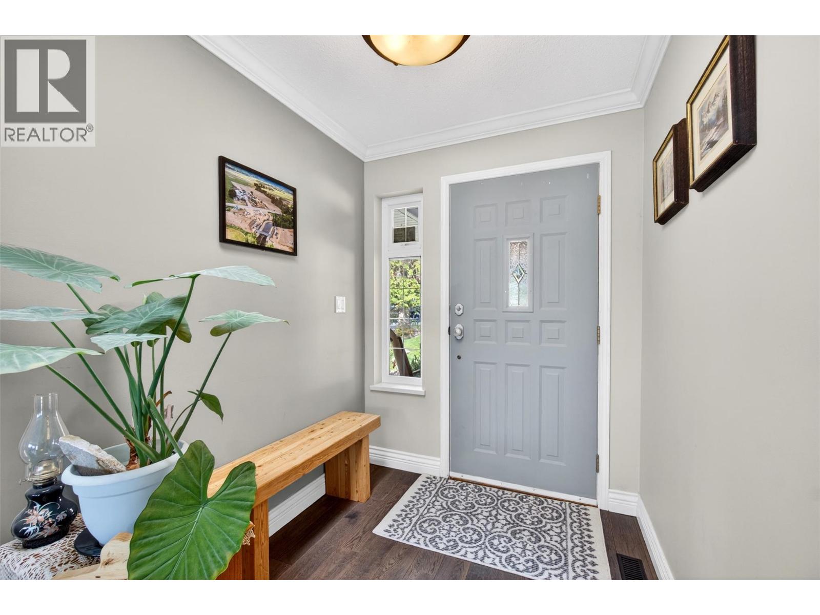 3714 Bastionview Road, Tappen, British Columbia  V0E 2X1 - Photo 8 - 10386068